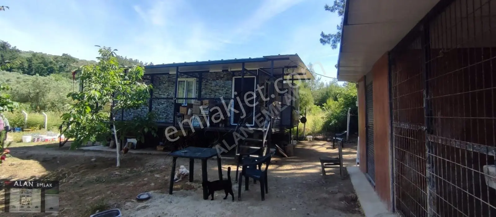 Trilyede Satılık Hobi Bahçesi
