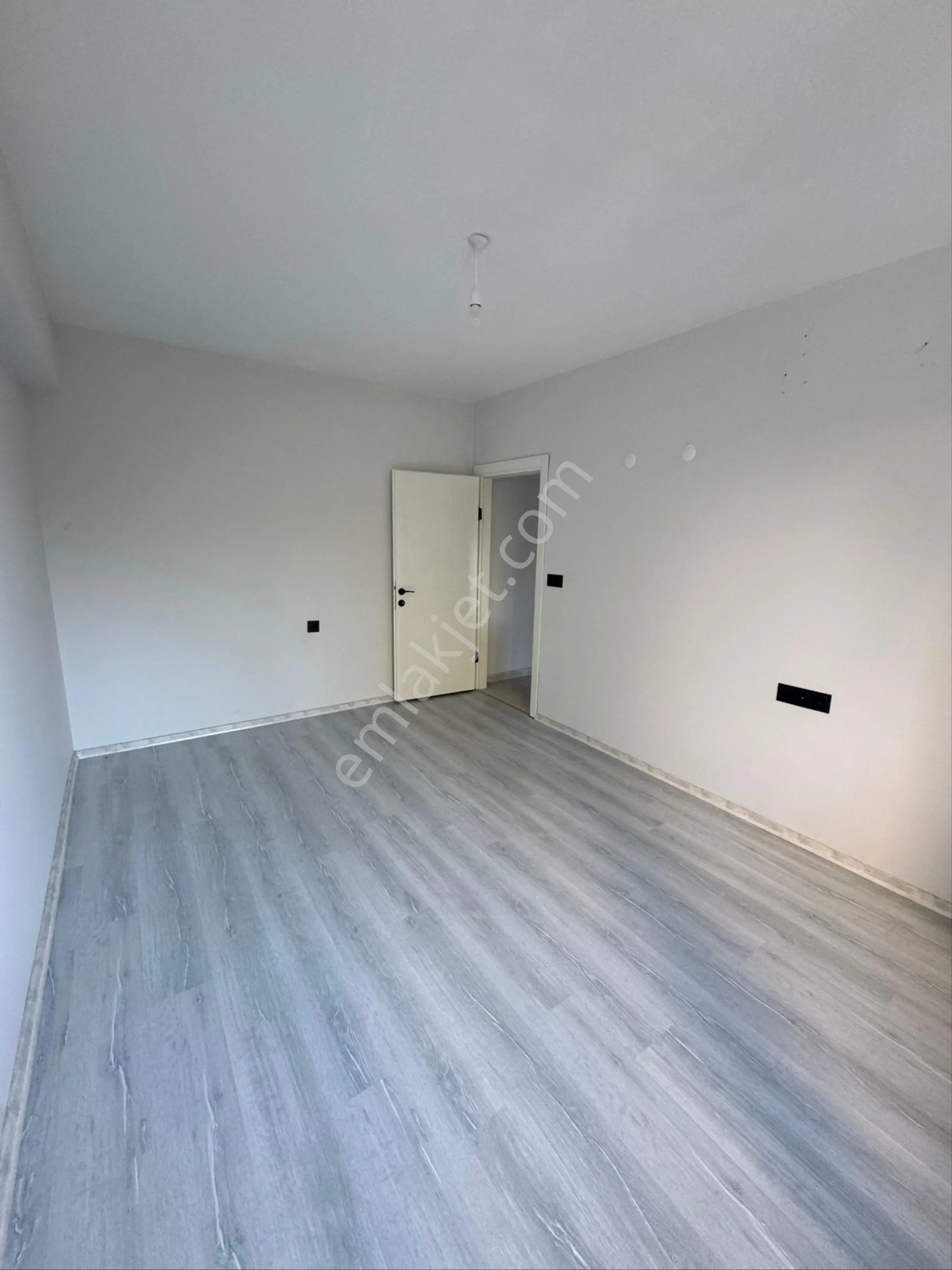 P&r Gayrimenkul'den Bandırma Yeni Mah. Kiralık 1+1 Daire | Merkeze Yakın, Sıfır Bina - Görsel 4