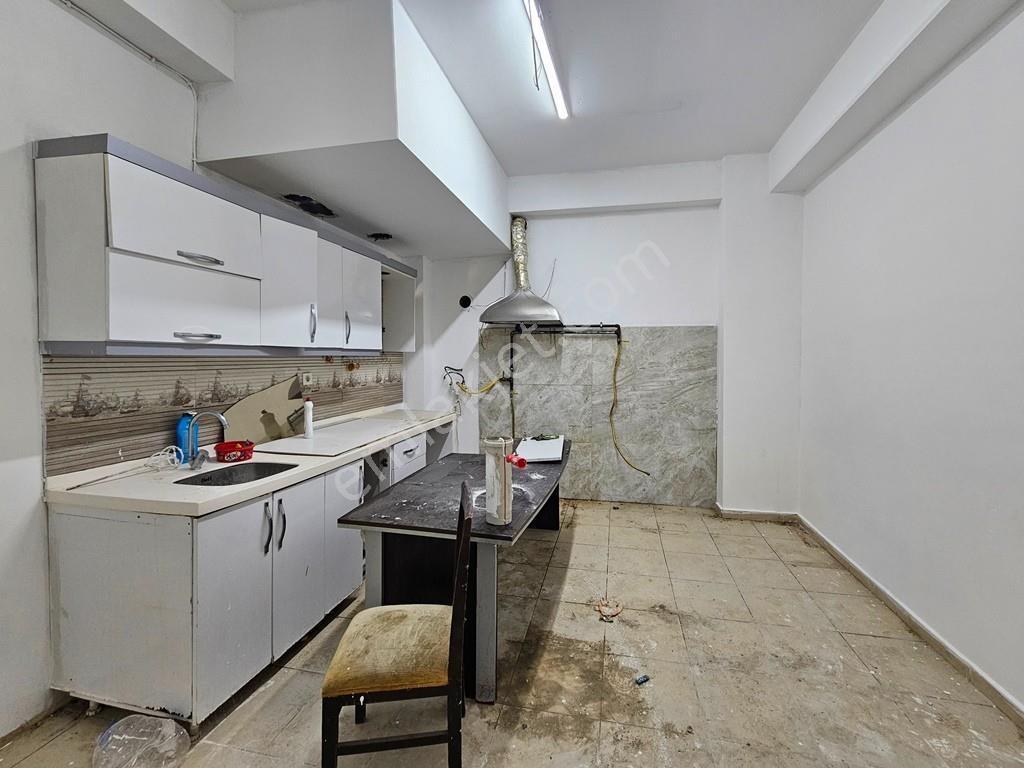 Esenyurt Yeşilkent Mh Çok Amaçlı Kullanıma Uygun 1.350 M2 İşyeri - Görsel 10