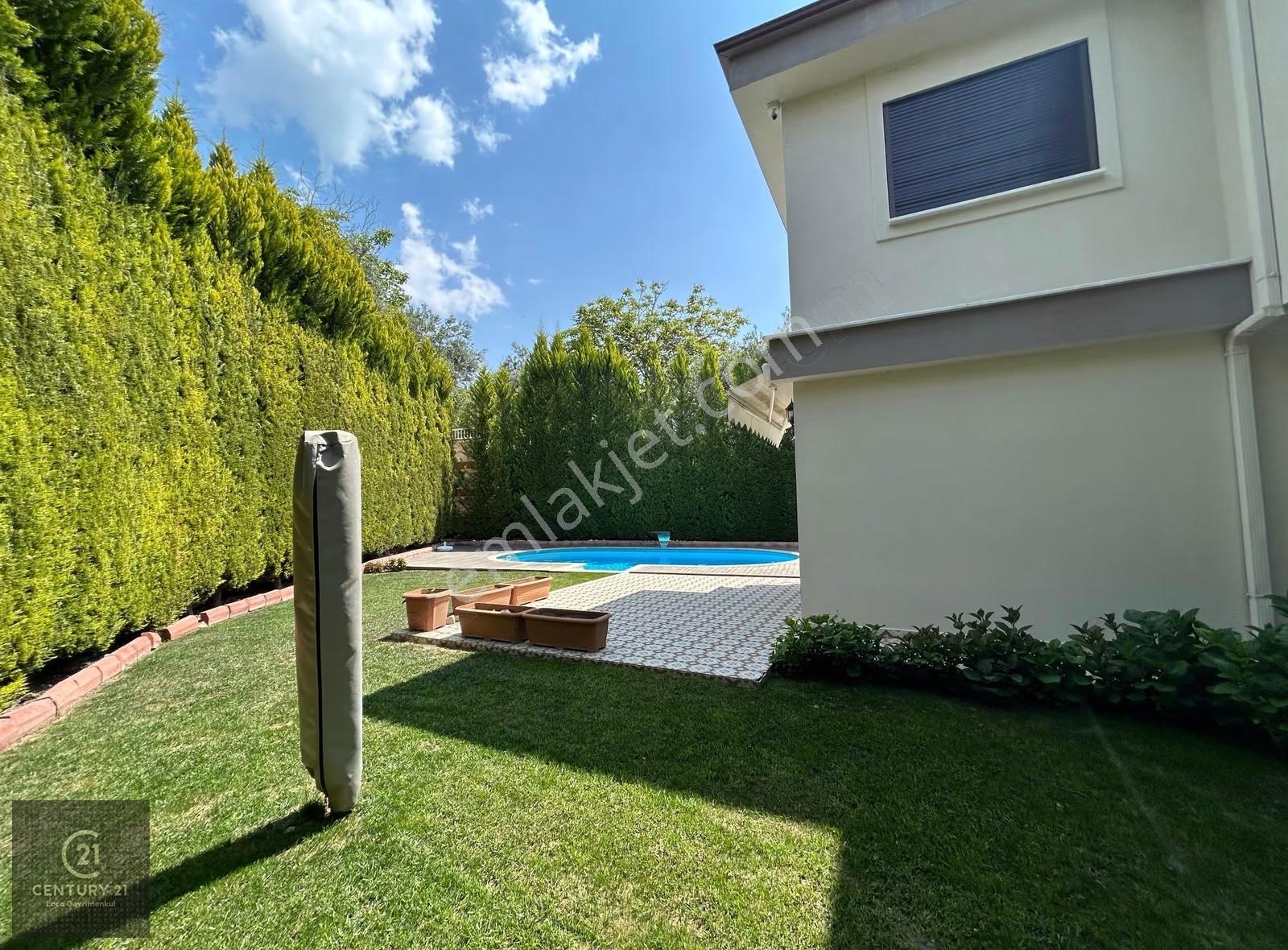 C21 Loca'dan Altınoluk'ta Deniz Manzaralı Havuzlu Müstakil Villa - Görsel 2