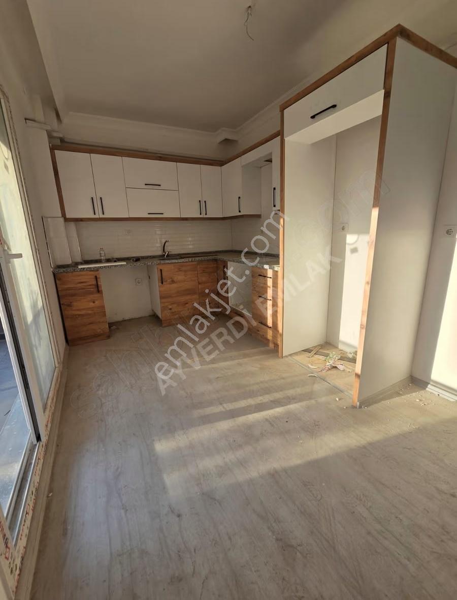 Reşatbey'de Sıfır, Geniş 2+1 Daire, Kapalı Otoparklı - Görsel 12