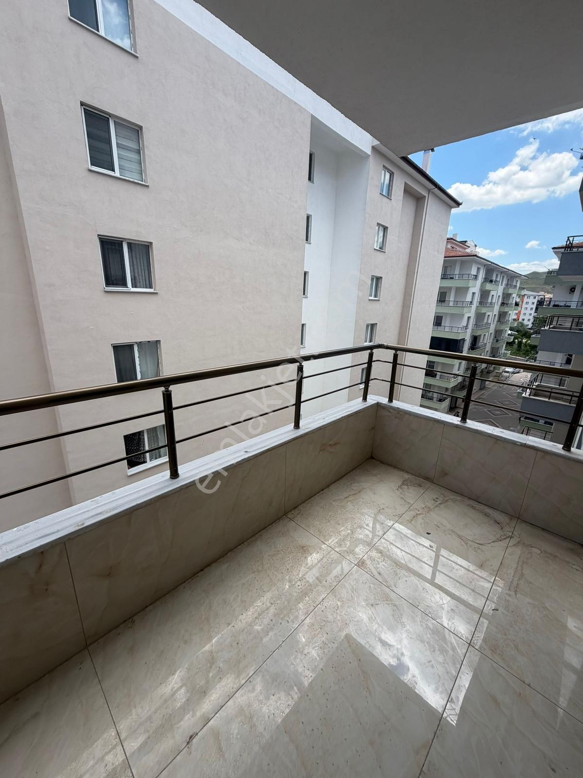 Mes Emlak'tan Dsi Civarında 3+1 Kiralık Daire - Görsel 16