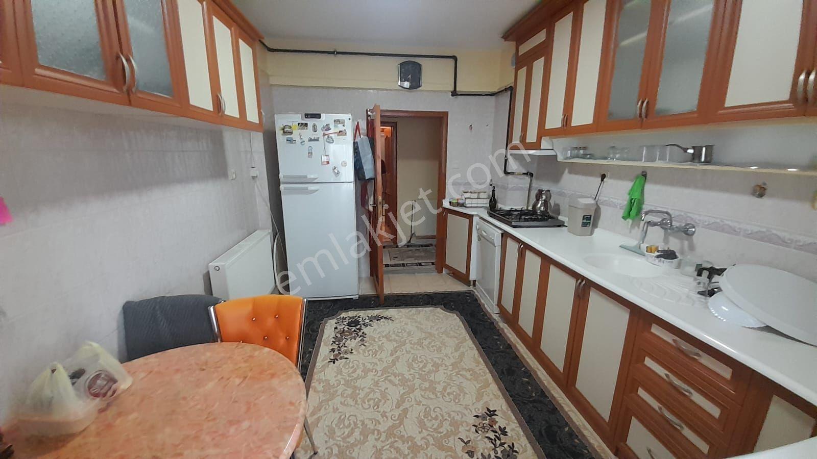 Gerede Dayıoğlu Mahallesi'nde Eşyalı 3+1 Kiralık Daire - Görsel 14