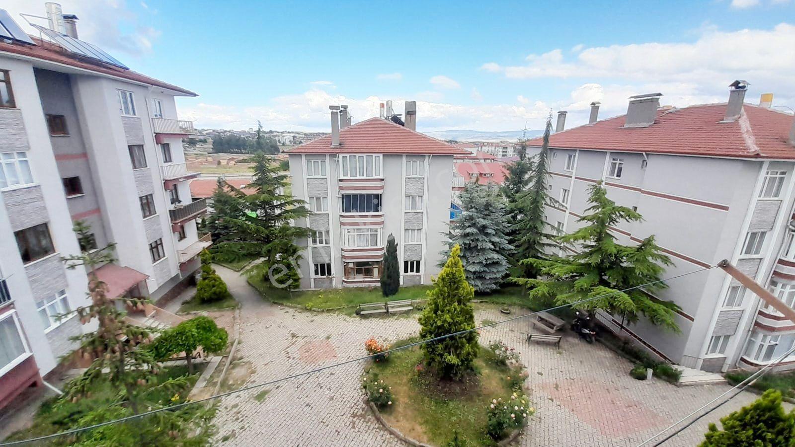 Gerede Dayıoğlu Mahallesi'nde Eşyalı 3+1 Kiralık Daire - Görsel 13