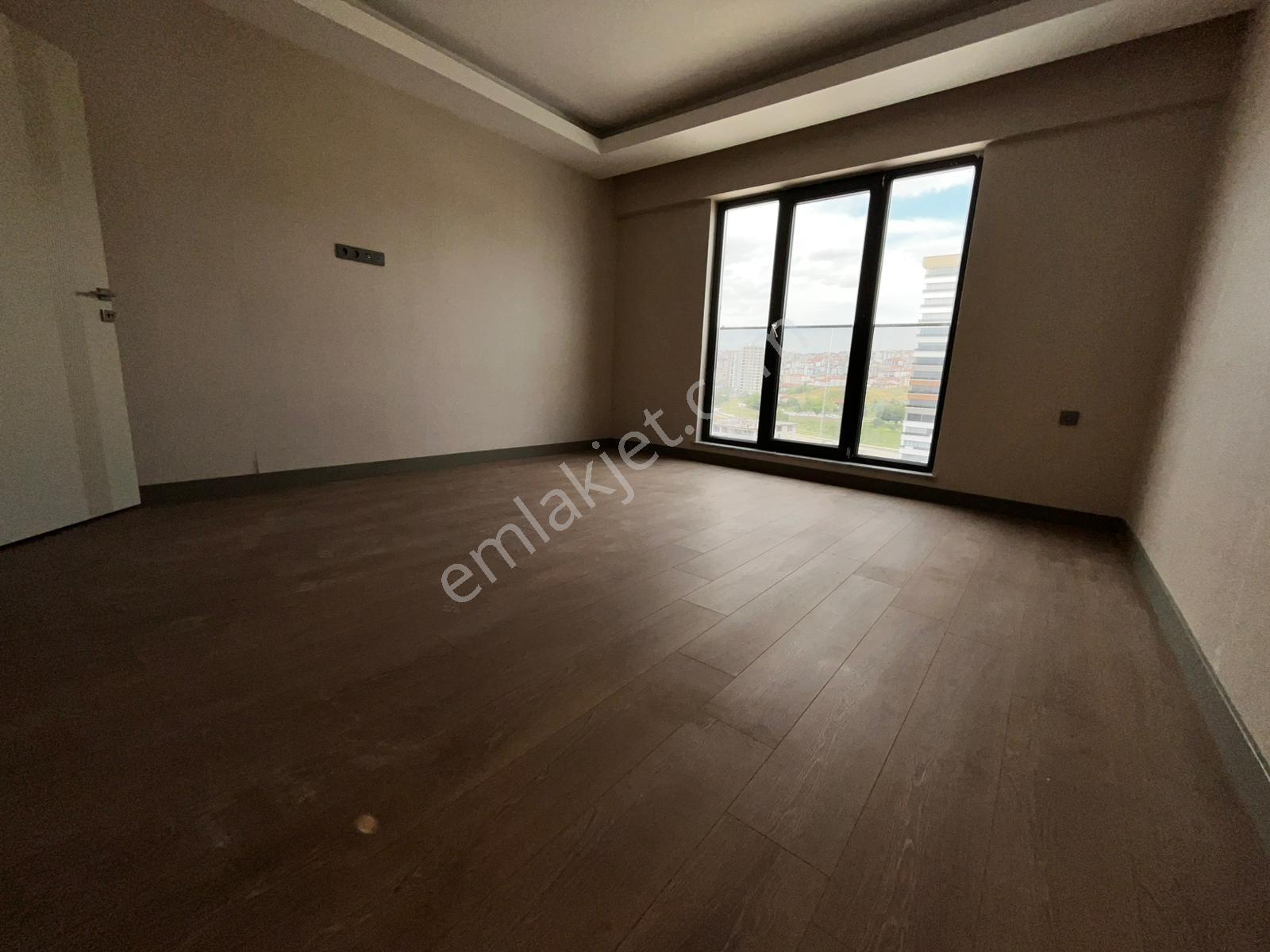Ovacık'ta Sıfır Site İçinde Ultra Lüks 4+1 8 Kat'ta Kiralık - Görsel 31