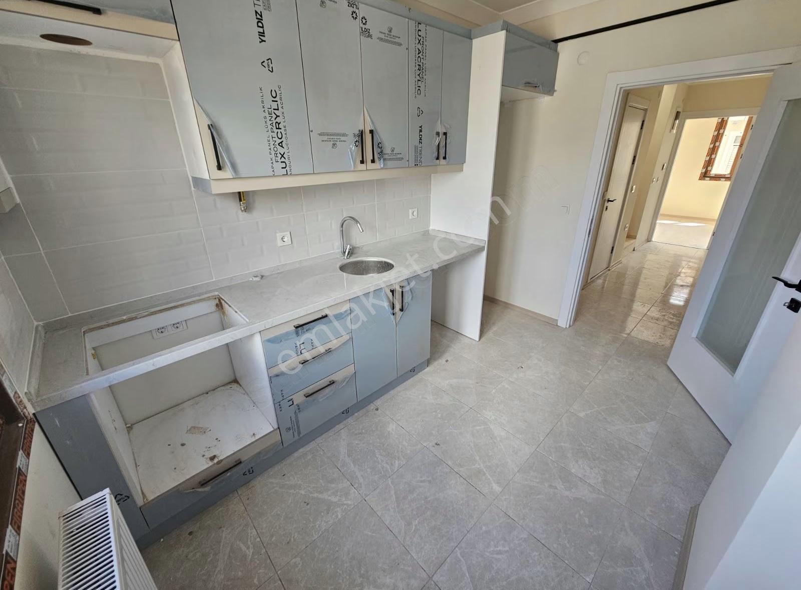 Üsküdar Merkez Cuma Pazarı İçinde 3+2 Sıfır Binada Dublex - Görsel 35