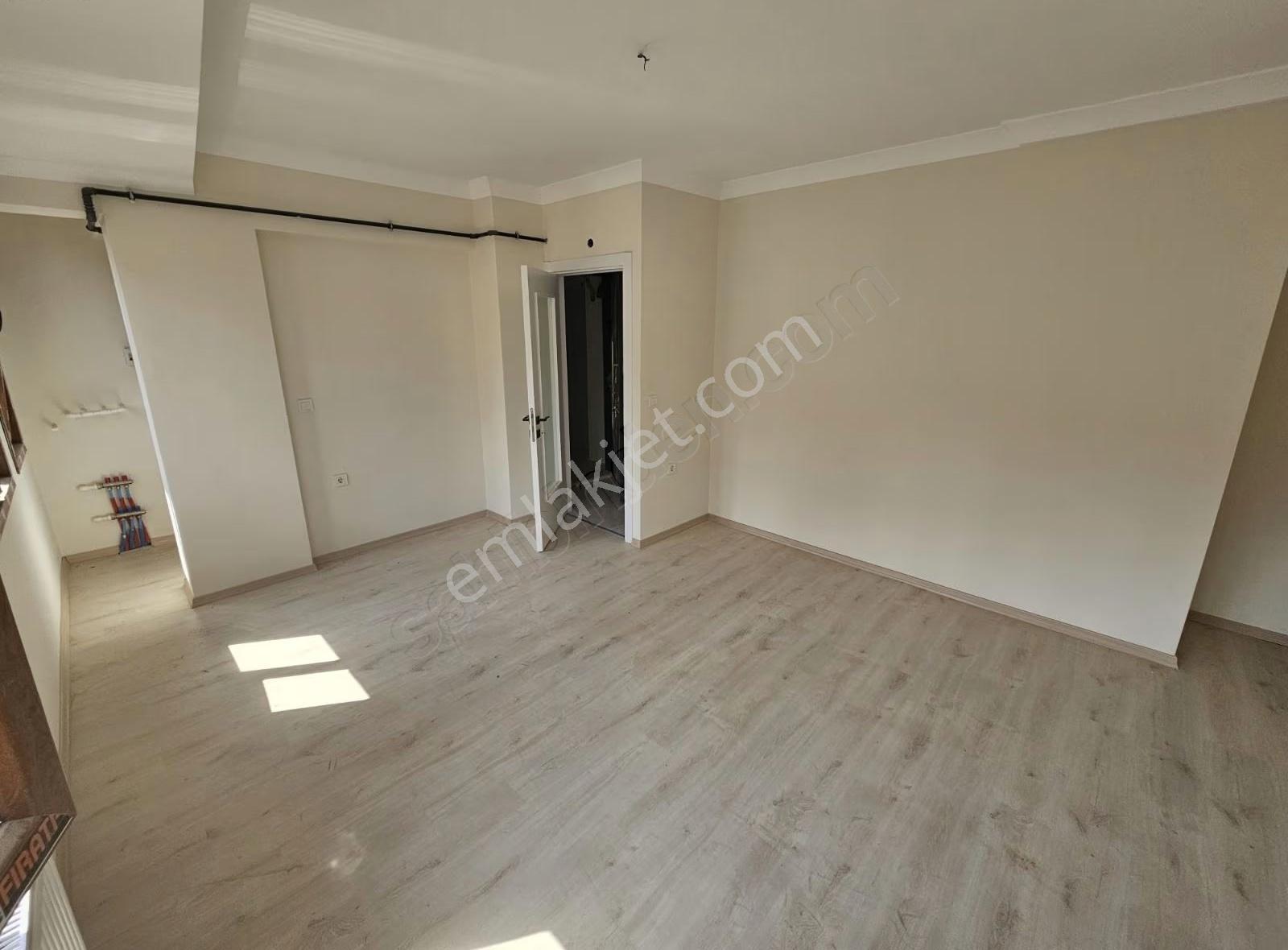 Üsküdar Merkez Cuma Pazarı İçinde 3+2 Sıfır Binada Dublex - Görsel 34