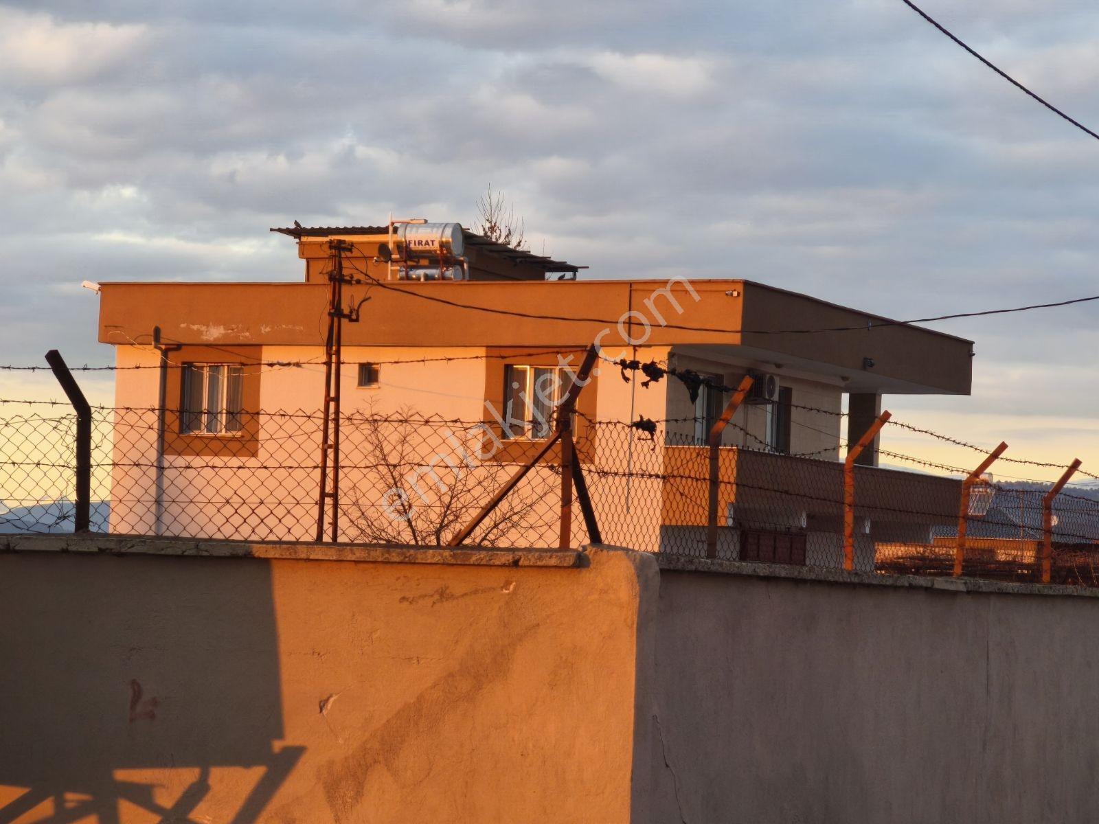 Villamız Türkoğlu Narlı Arasında 5.491 M2 Tarla İçerisindedir - Görsel 24