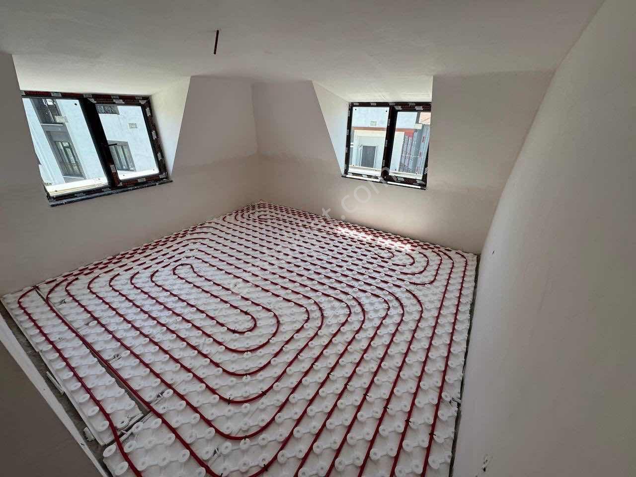 Emsa İnş. Taşolukta Sıfır Asansörlü 2+1 95m2 Çatı Katı - Görsel 5