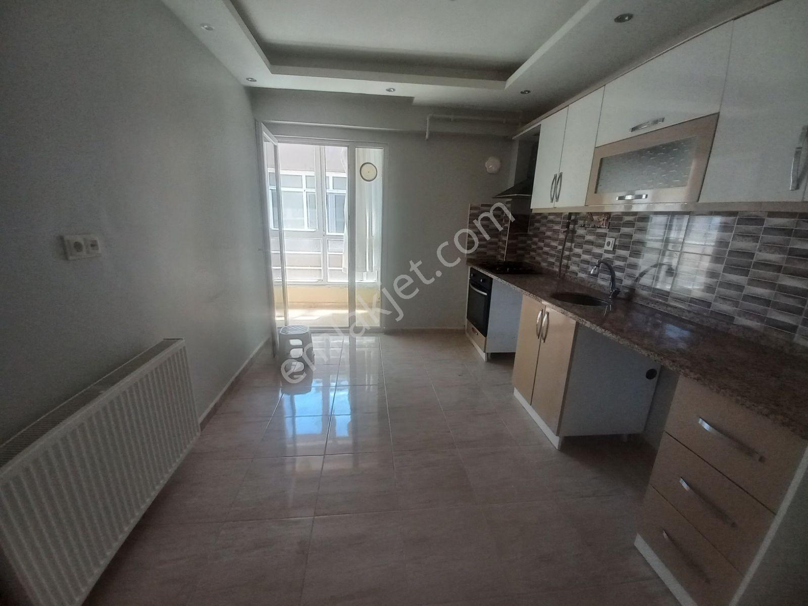 Şeyh Sinan Mahallesinde 70m2 Kapalı Mutfak 1+1 Daire - Görsel 6