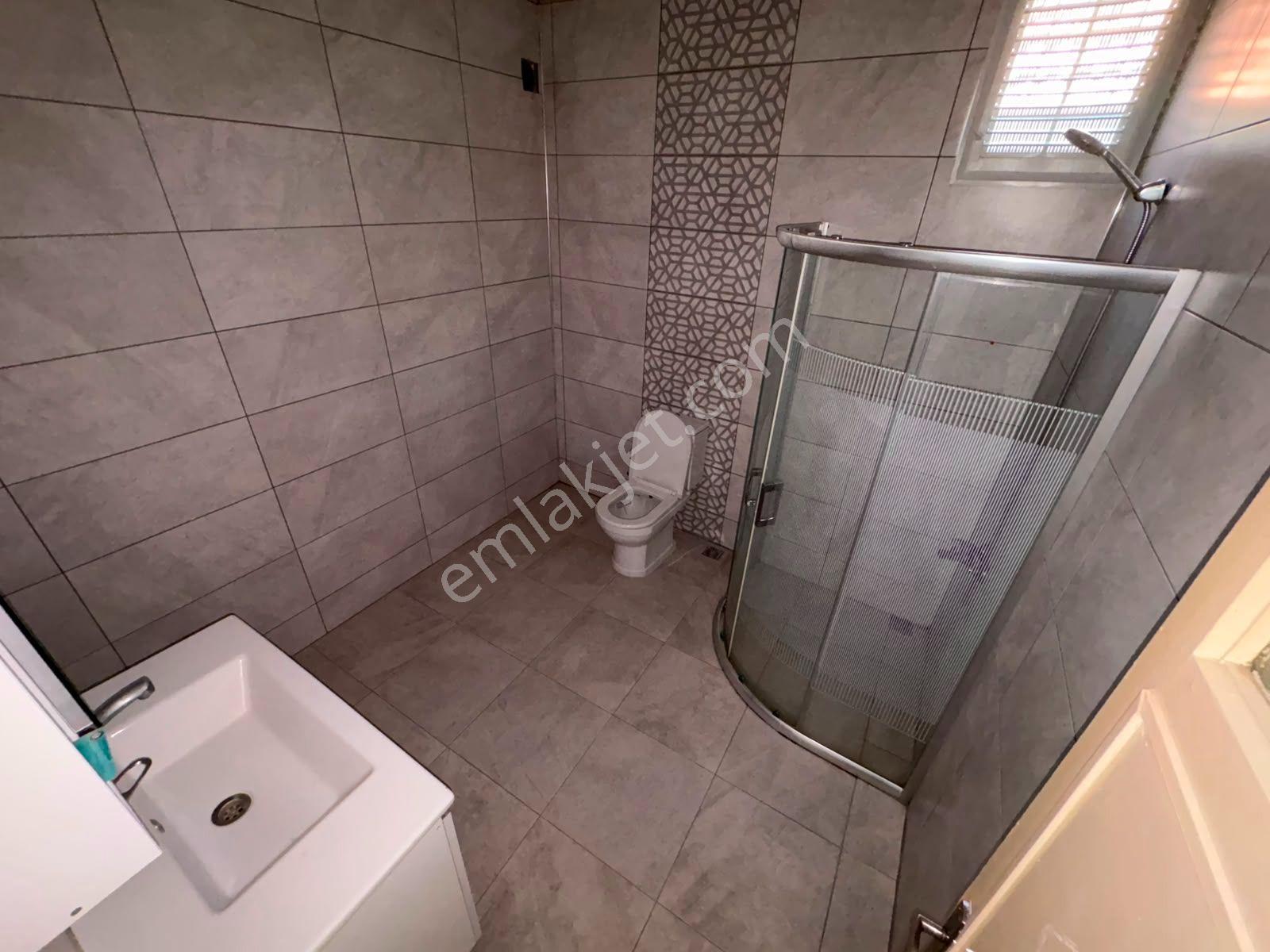 Rota Emlak'tan Gümüldür'de Merkezi Konumda 2+1 Kiralık Daire - Görsel 12