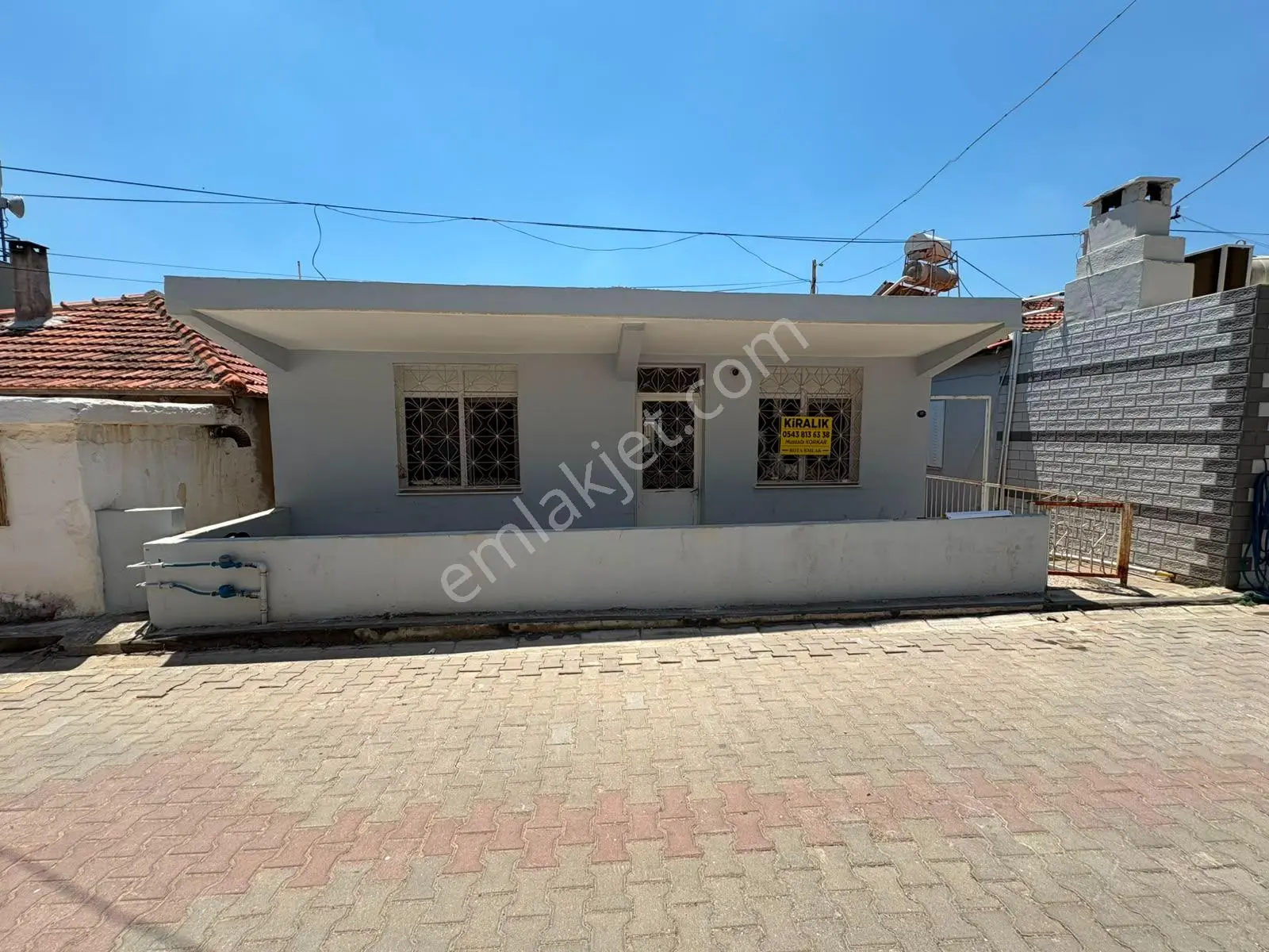 Rota Emlak'tan Gümüldür'de Merkezi Konumda 2+1 Kiralık Daire