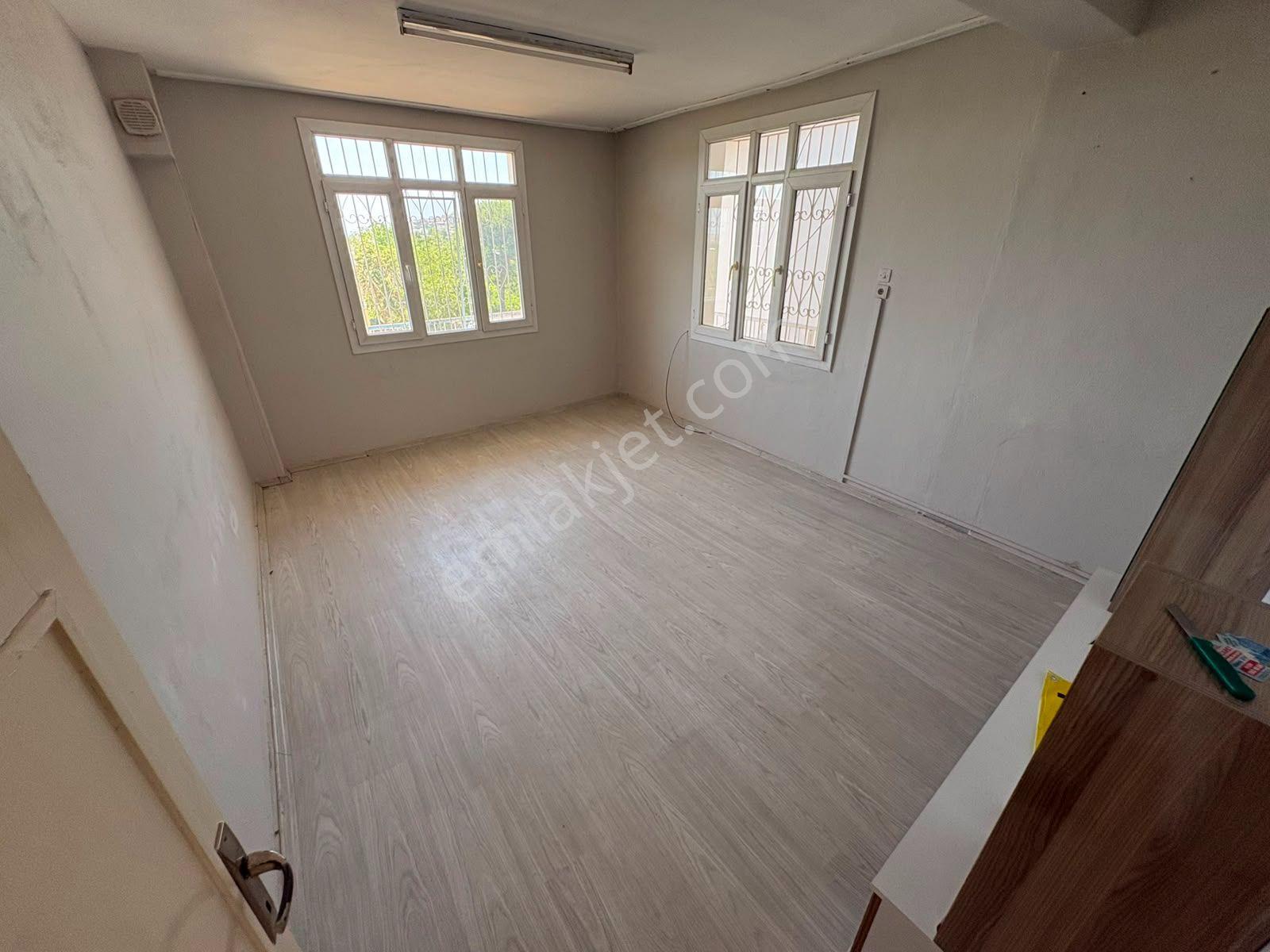 Rota Emlak'tan Gümüldür'de Merkezi Konumda 2+1 Kiralık Daire - Görsel 10