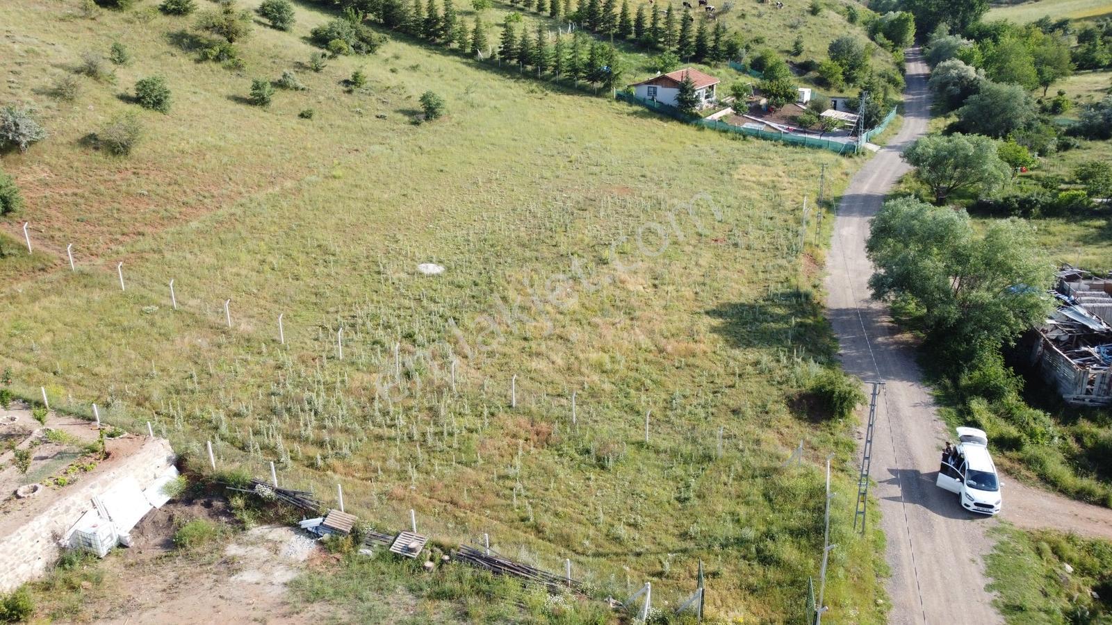 *peçenek Te Yol Kenarı Bahçelerin İçerisinde 255 Metre Hisseli* - Görsel 15