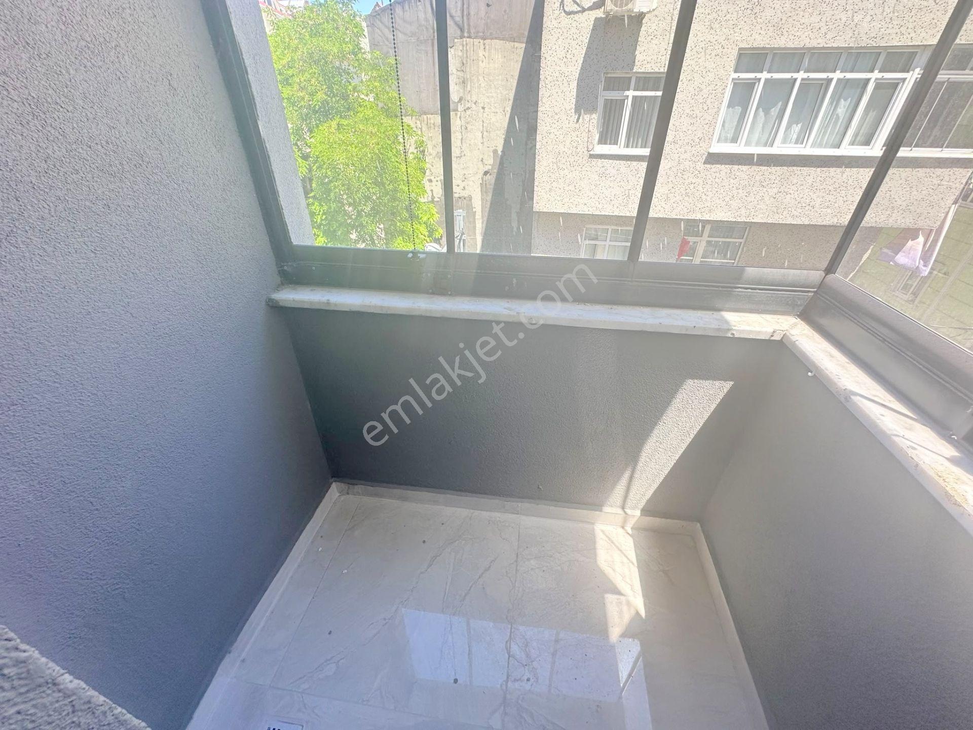 Serkan Gayrimenkulden Bahçelievler Yenibosna 2.ci Kat Kullanışlı Daire - Görsel 8