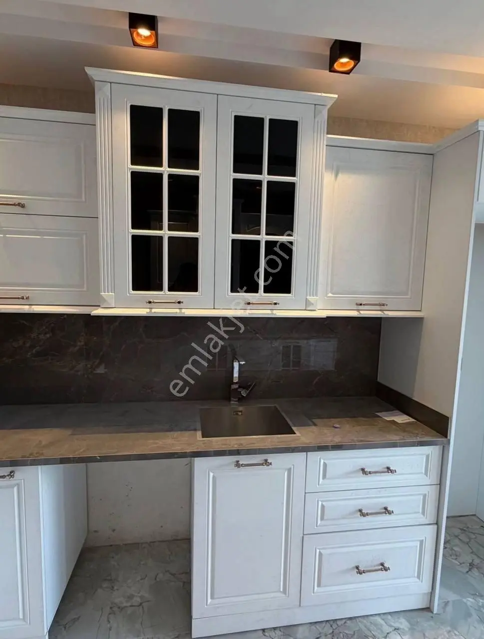 Küçükçekmece Halkalı'da Sahibinden Kiralık Geniş 2+1 Daire - Görsel 3
