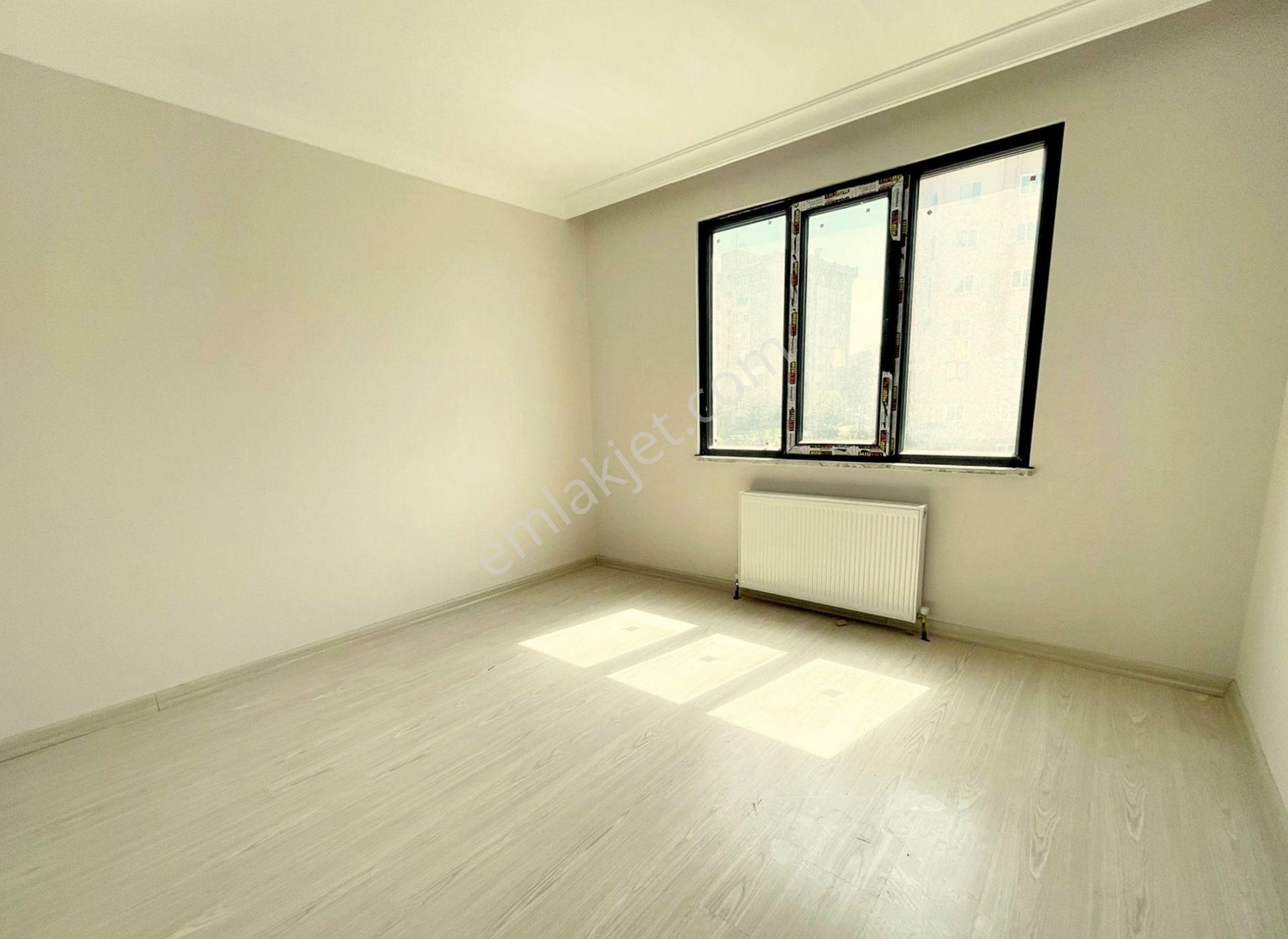 Mertcan'dan Havuzlu Güvenlikli Lüks Sitede Ara Kat 2+1 Daire - Görsel 7