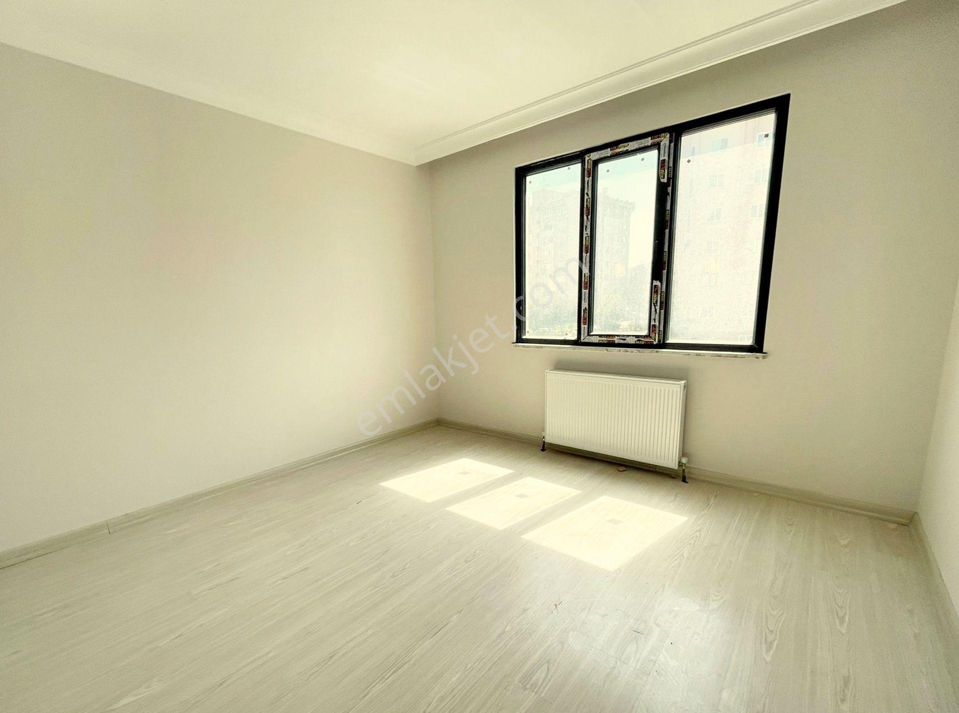 Mertcan'dan Havuzlu Güvenlikli Lüks Sitede Ara Kat 2+1 Daire - Görsel 9