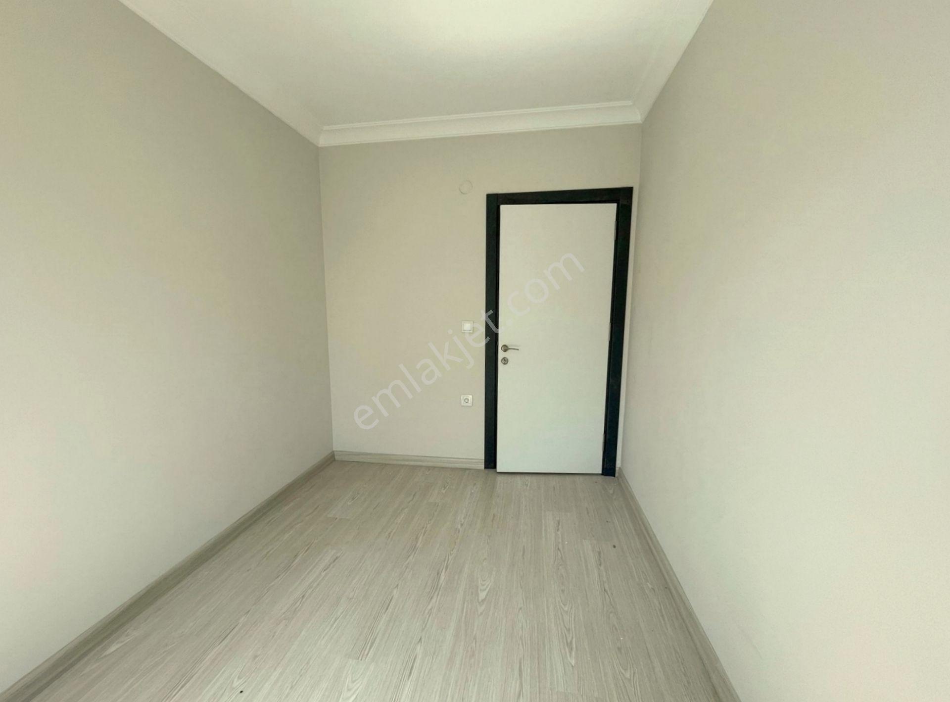 Mertcan'dan Havuzlu Güvenlikli Lüks Sitede Ara Kat 2+1 Daire - Görsel 10