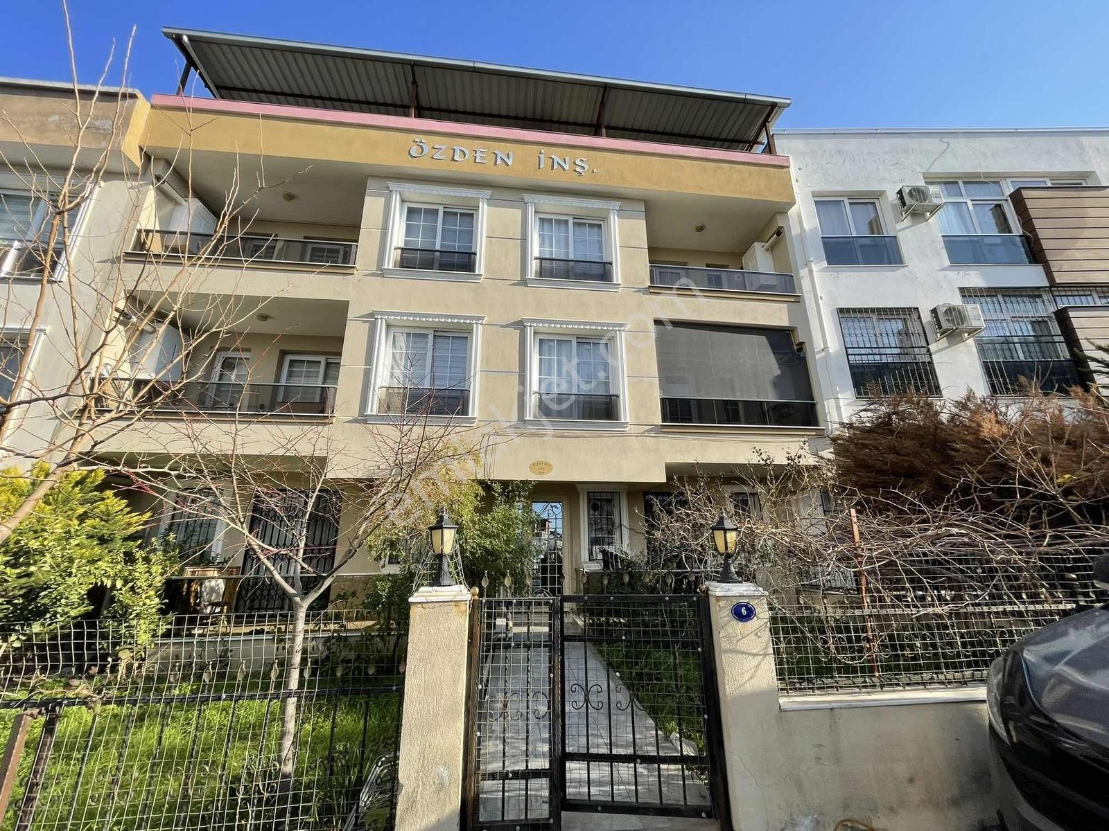 Namlı'dan Tınaztepe Kampüs Civarı Eşyalı Klimalı 1+1 Daire