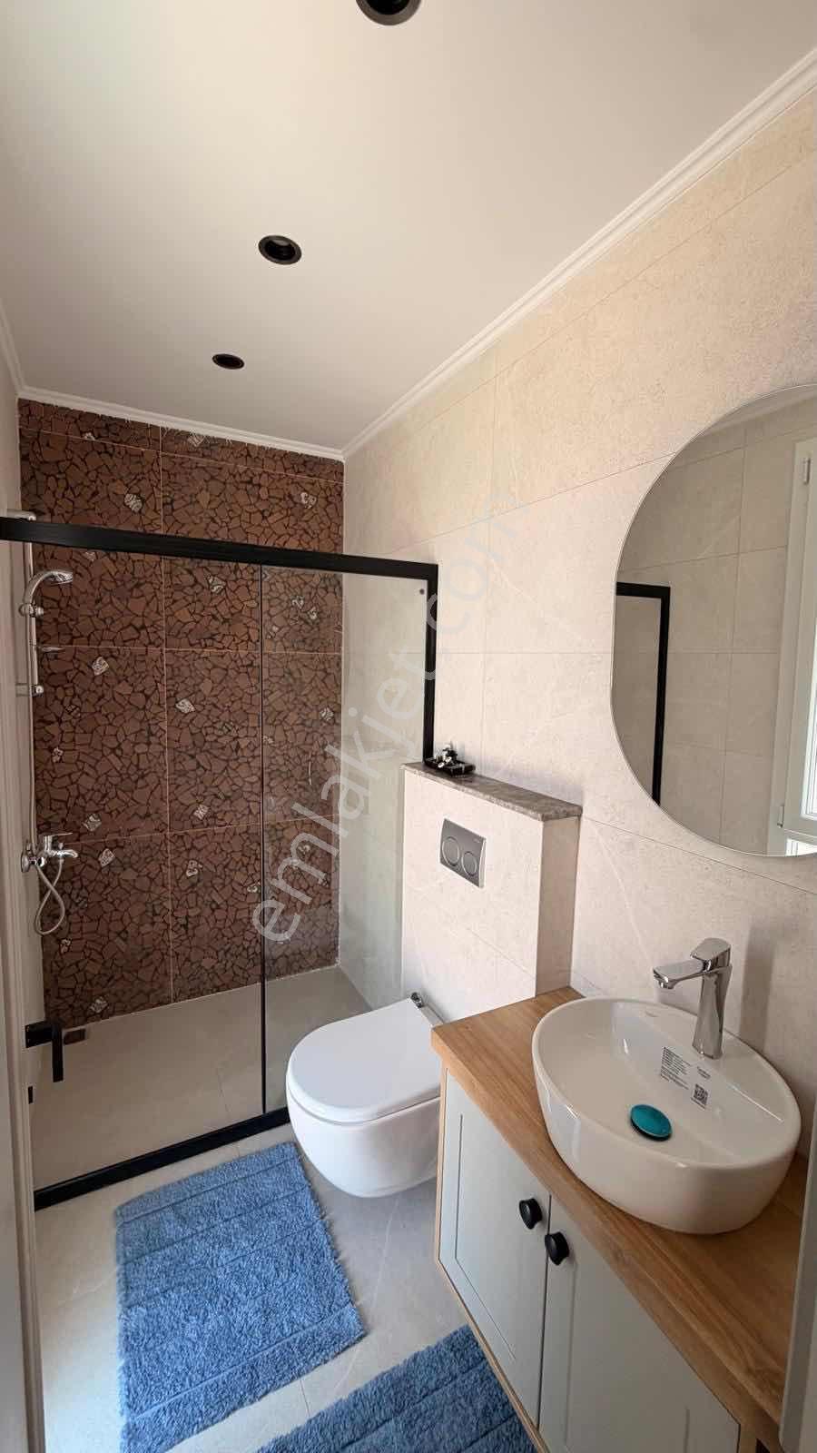 Kuşadası Davutlar'da Full Sıfır Eşyalı Özel Havuzlu 3+1 Villa - Görsel 25
