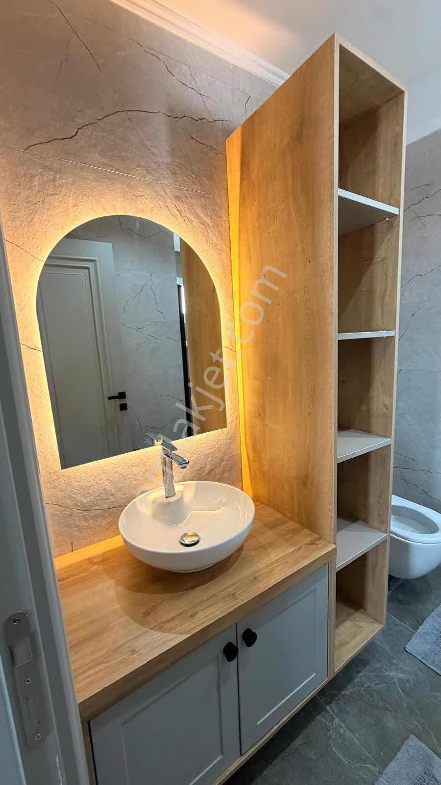 Kuşadası Davutlar'da Full Sıfır Eşyalı Özel Havuzlu 3+1 Villa - Görsel 12