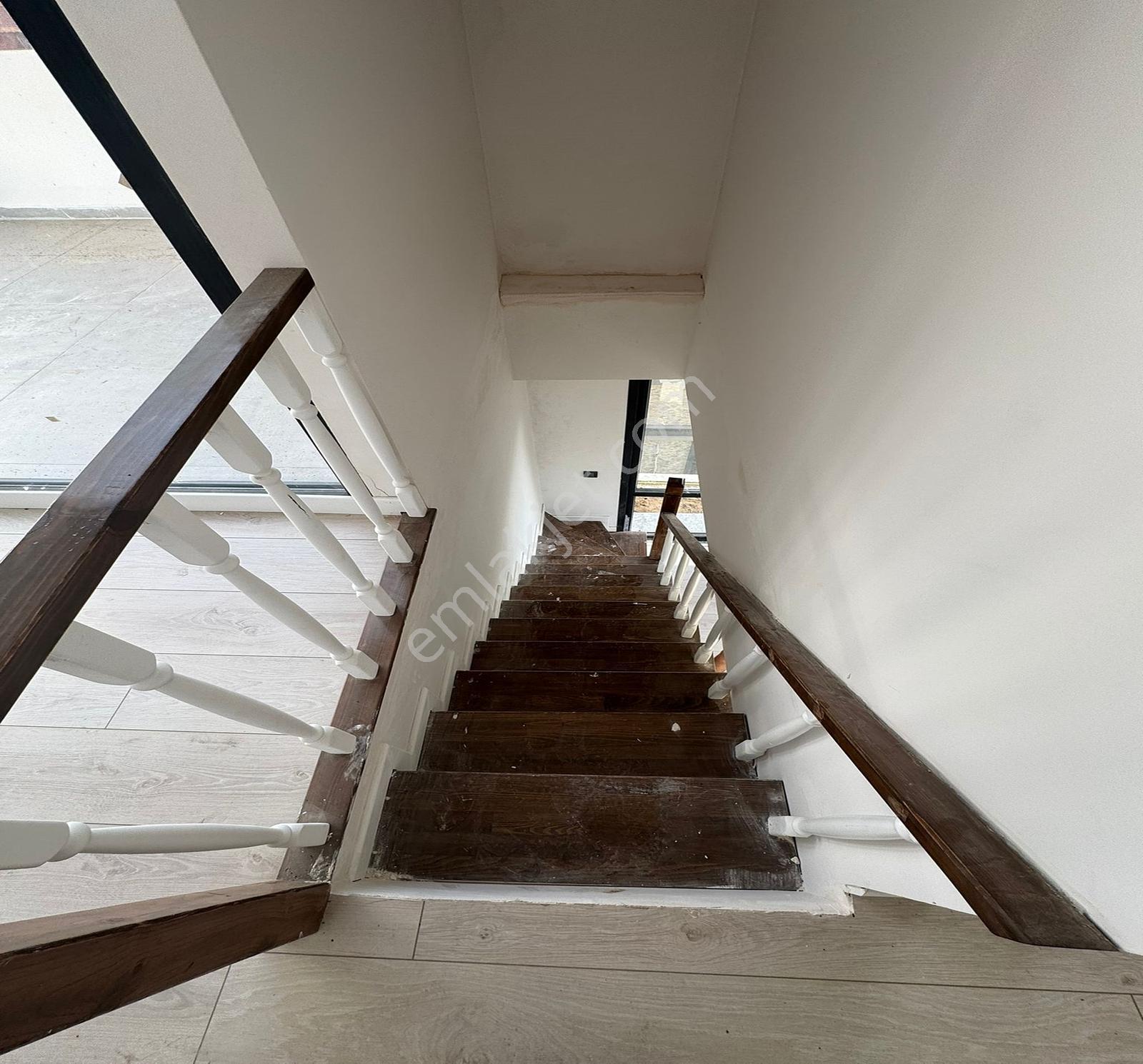 Denize 5 Dk Yürüme Havuzlu Villa Tipi 3+1 Satılık Çatı Dubleks - Görsel 16