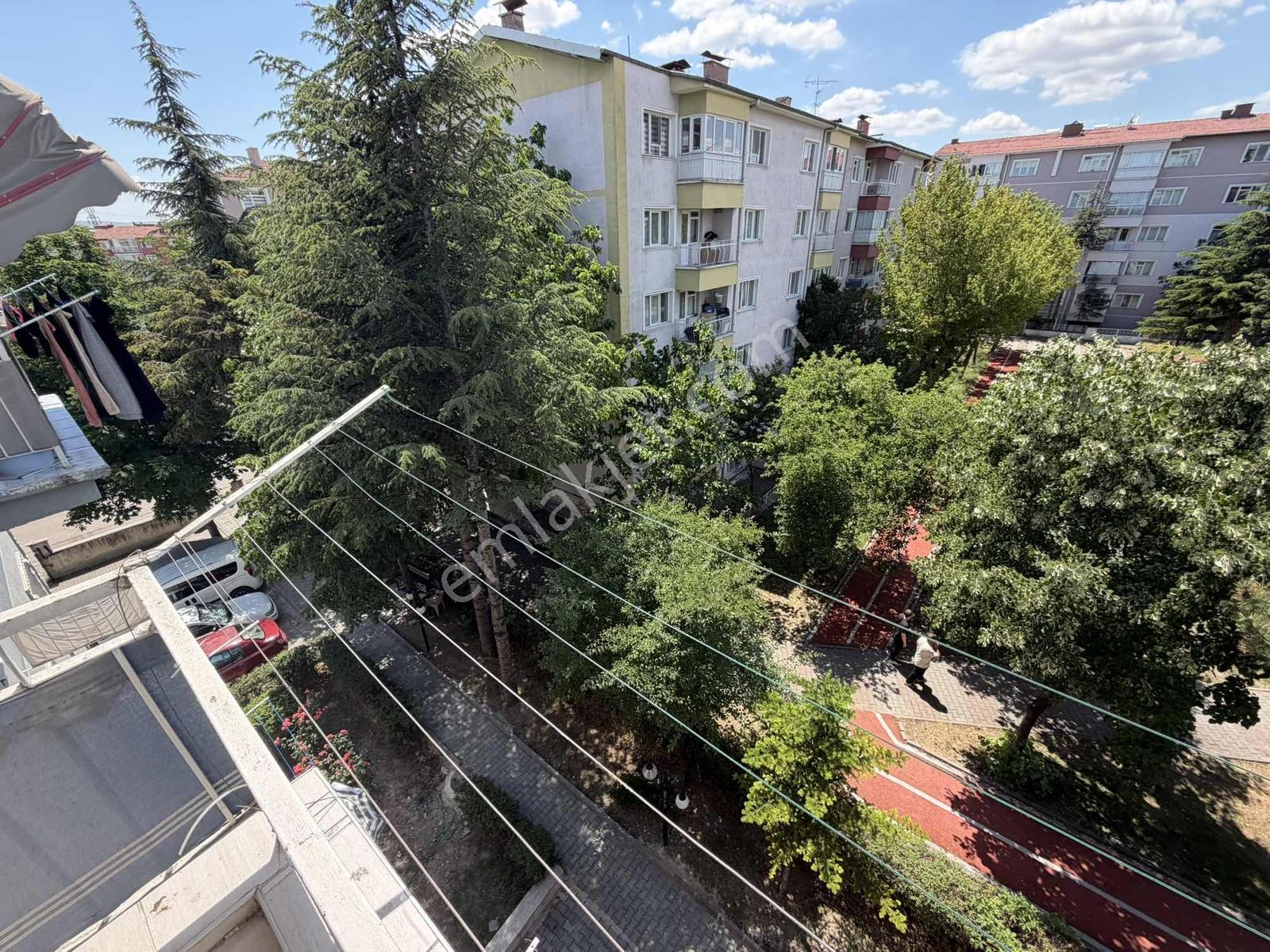 A L C Den Site İçi Fatih Metro Yakını Ara Katta 3+1 Satılık - Görsel 9