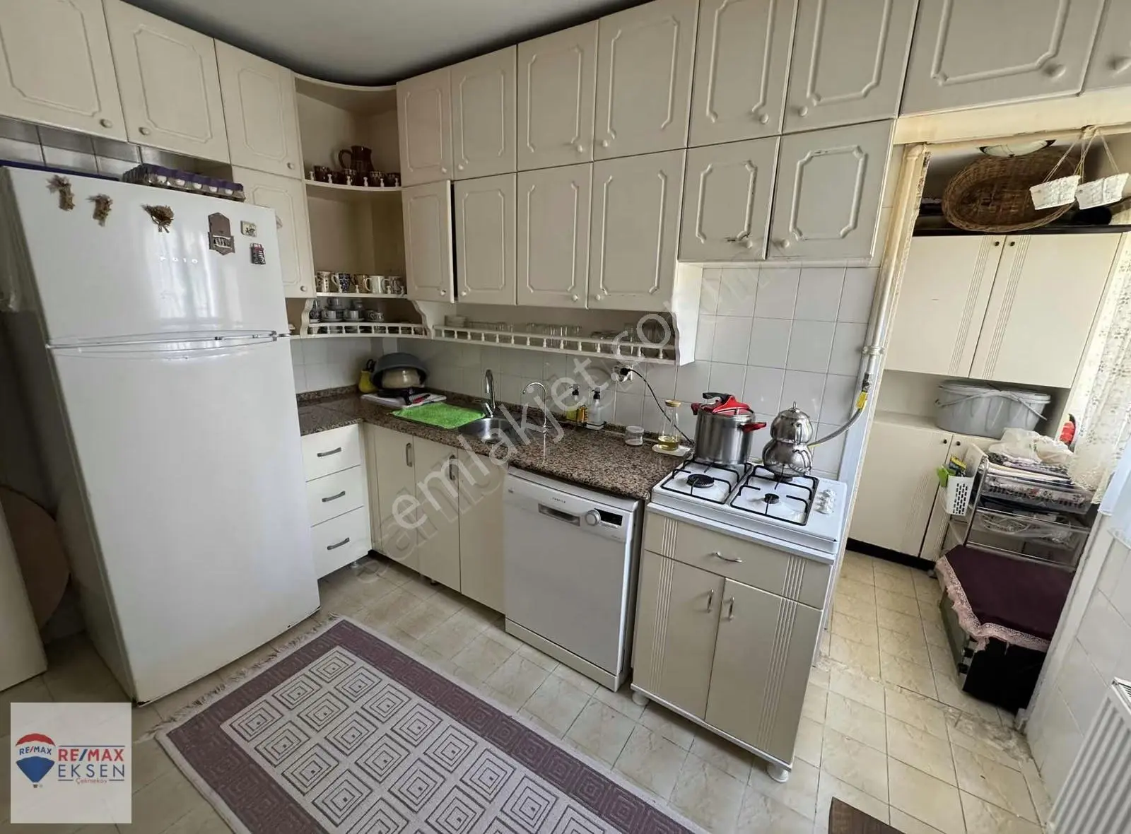 Kartal Uğur Mumcu Mah. Atılganlar Sitesi Satılık 3+1 Daire - Görsel 3
