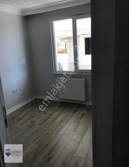 Çengelköyde Mükemmel Konumda Anacadeye 1 Dk 2+1 Arakat Daire - Görsel 5