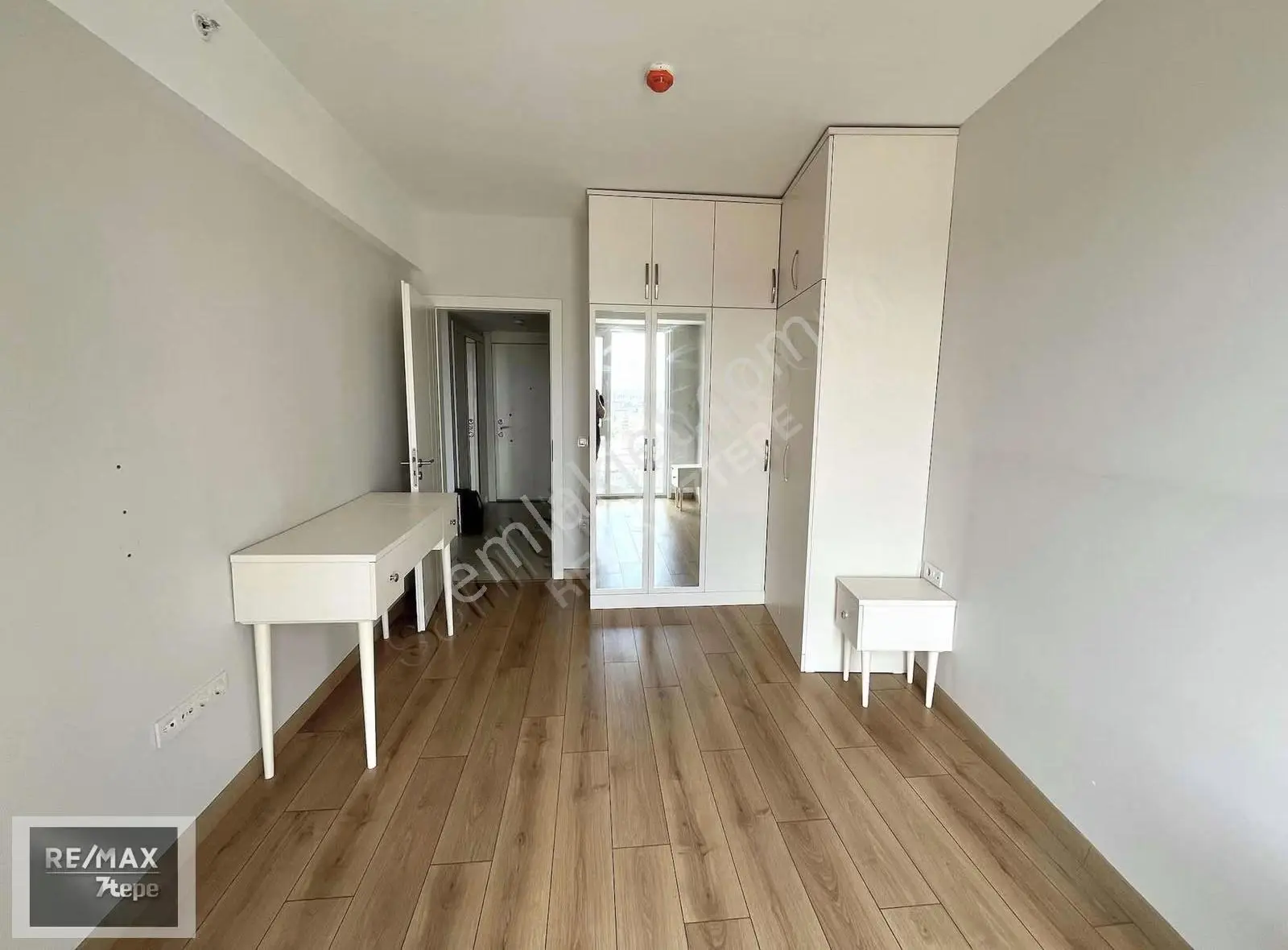 Şule Güleç Tek Yetkili Bayrampaşa Pashador Satılık 1+1 Daire - Görsel 3