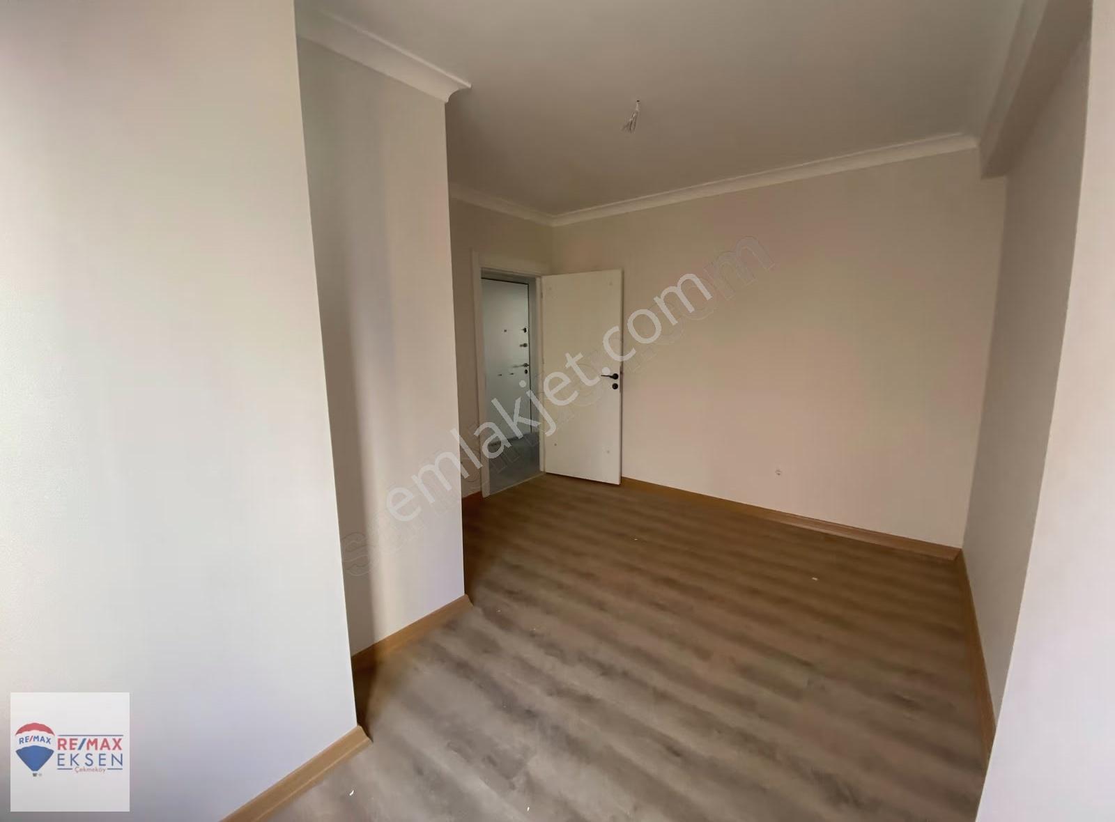 Üsküdar'da Boğaz Manzaralı Yeni Binada Kiralık 2+1 Daire - Görsel 34