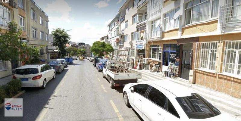 Satılık Üsküdar Çiçekçi'de Deniz Manzarlı 255 M2 5+1 Otoparklı - Görsel 7