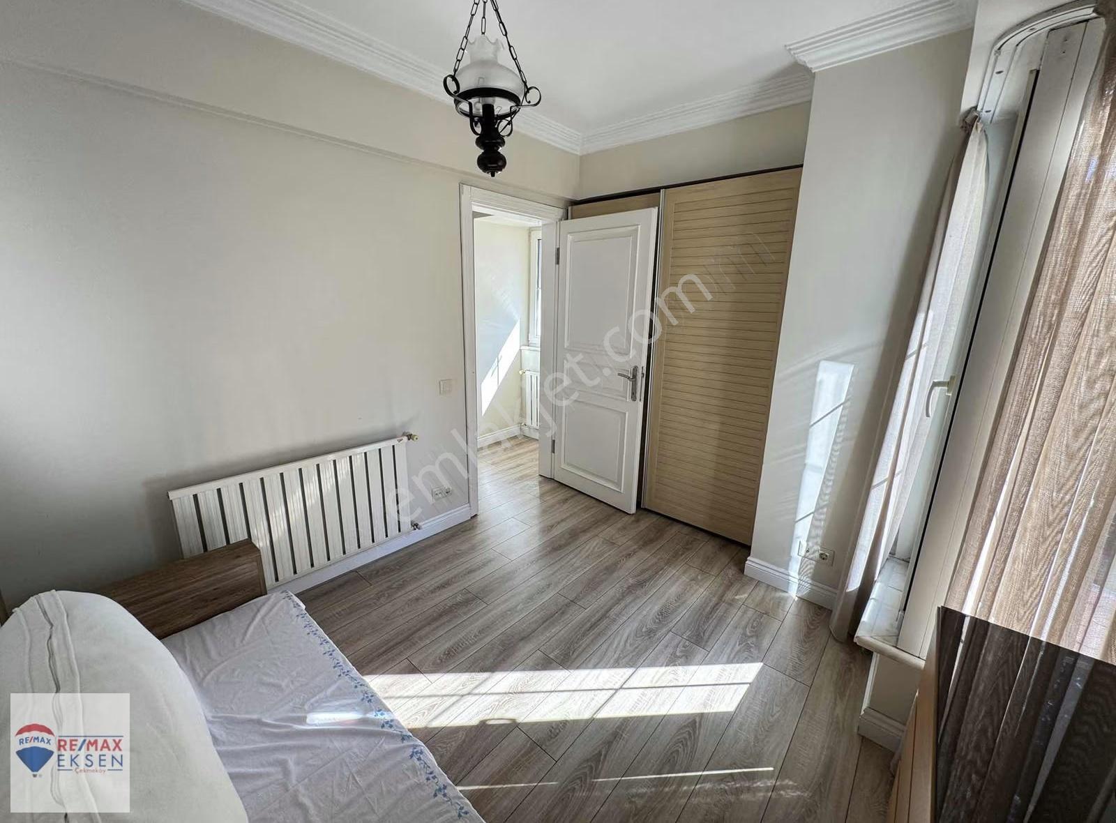 Çekmeköy Villa Belde Sitesinde Kiralık 5+1 Villa - Görsel 12