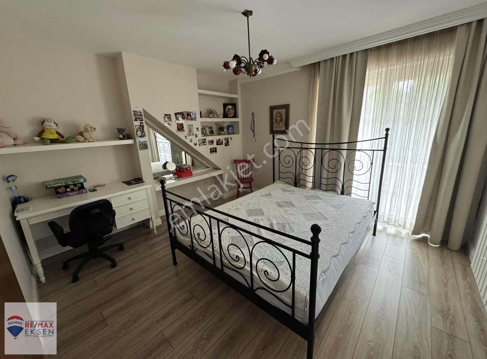 Çekmeköy Villa Belde Sitesinde Kiralık 5+1 Villa - Görsel 11