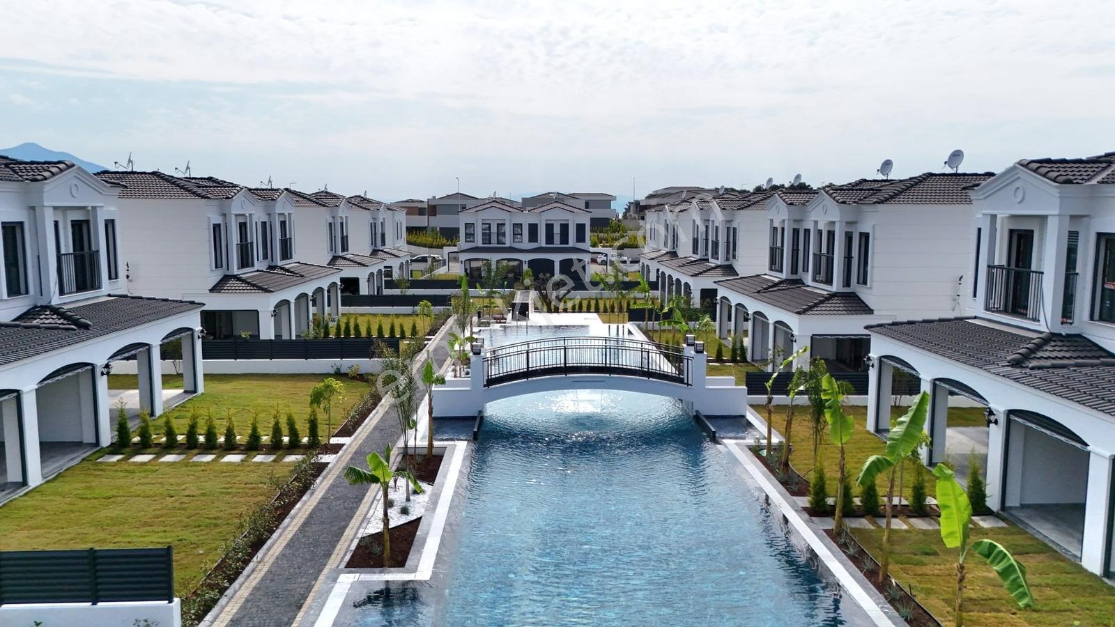 Kuşadası Davutlur Da Sıfır Site İçinde Lüks Villalar - Görsel 19