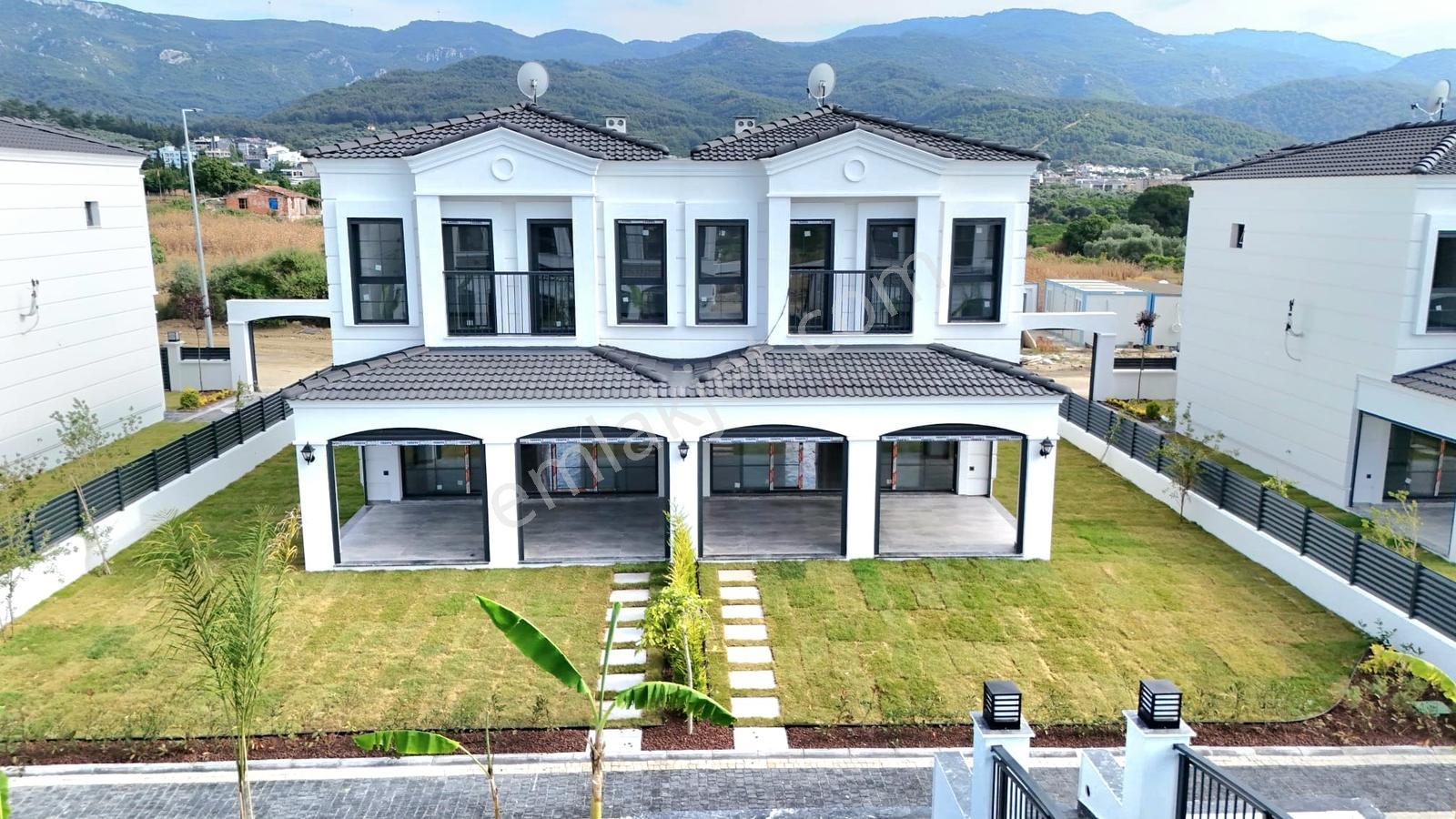 Kuşadası Davutlur Da Sıfır Site İçinde Lüks Villalar - Görsel 14