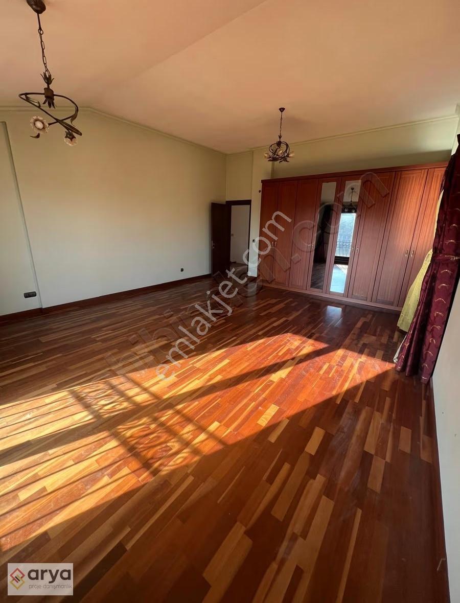 Pendik Çamlık`ta Doğa İle İç İçe Prestijli Sitede Kiralık Villa - Görsel 30