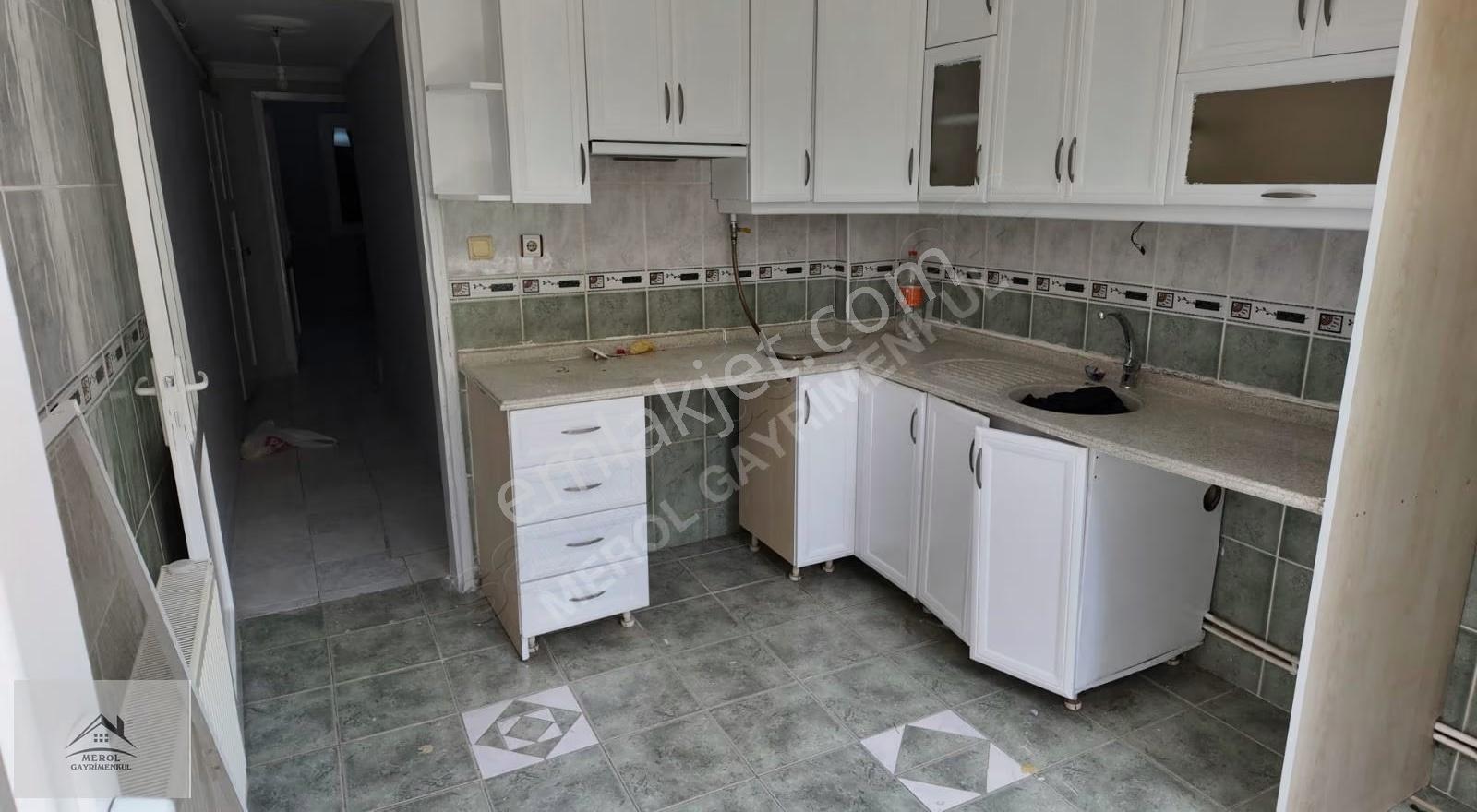 Bornova İnönü Mahallesinde Bahçeli 3+1 Daire Kiralık - Görsel 23
