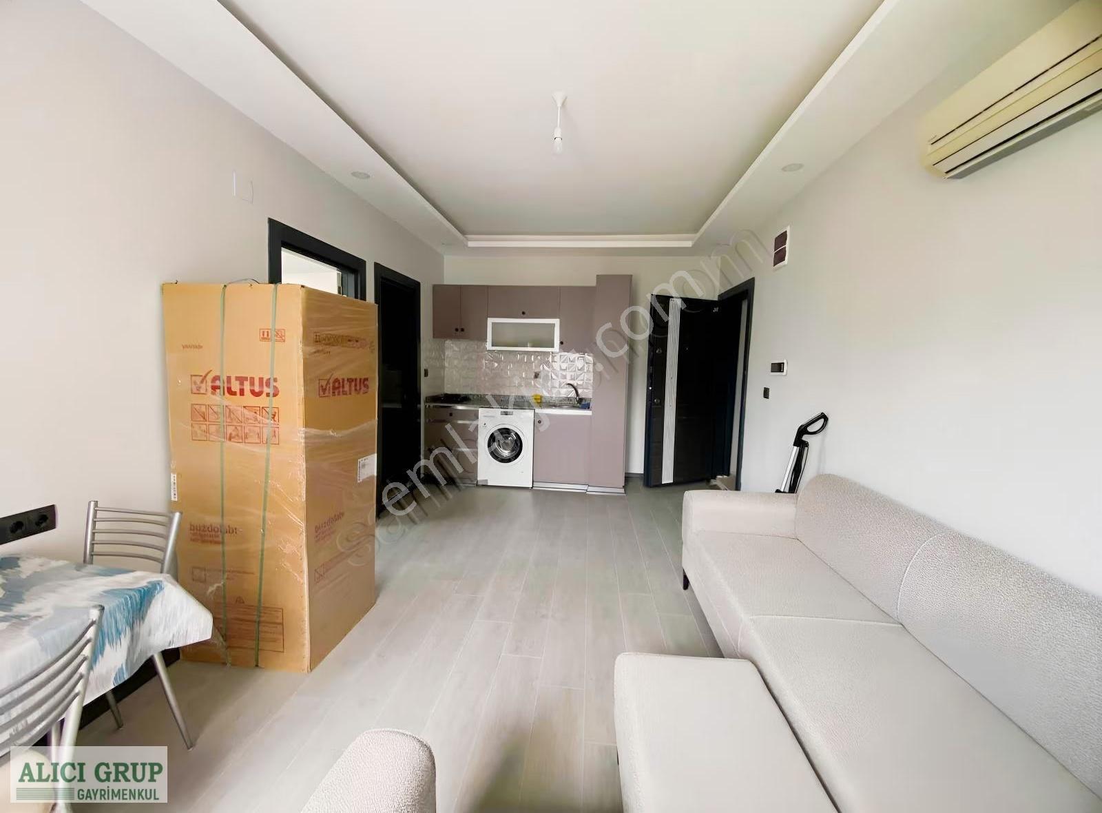 Gültepede Caddeye Yakın Sıfır Eşyalı Sıfır Köşe Daire