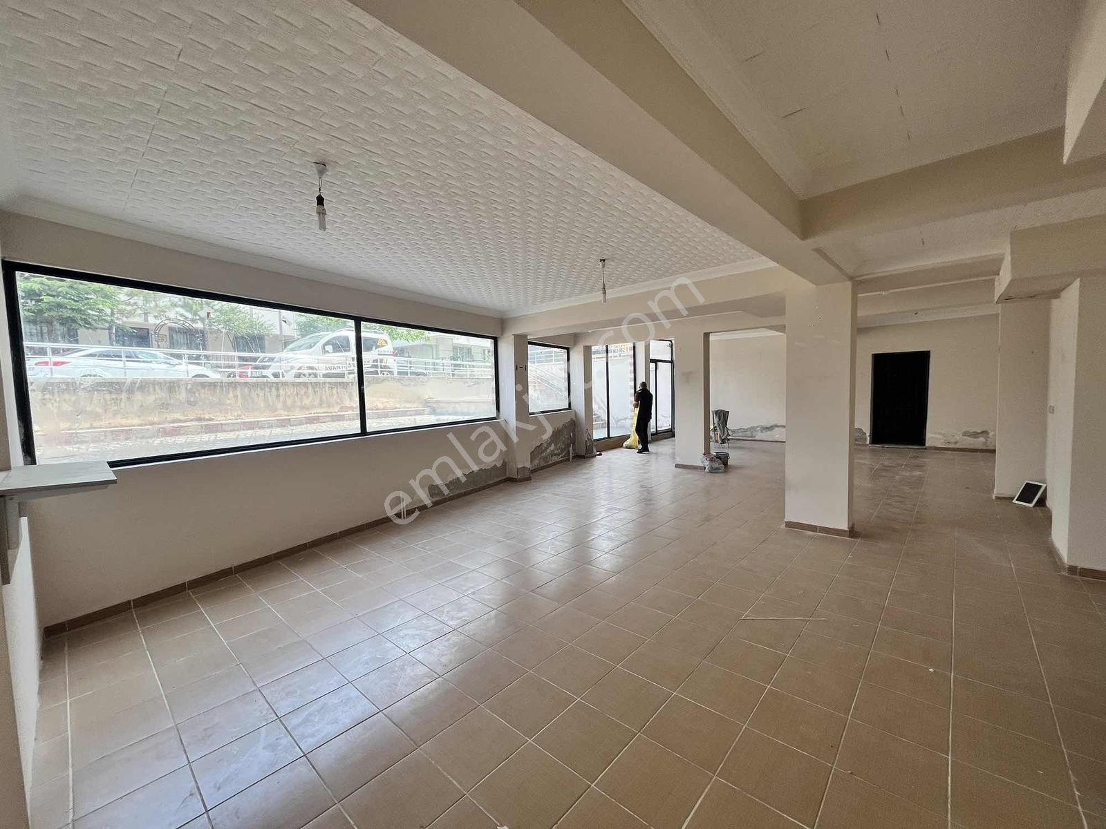 Avantaj'dan Yeşilbayır'da Cadde Yakını 100m2 Kiralık Dükkan