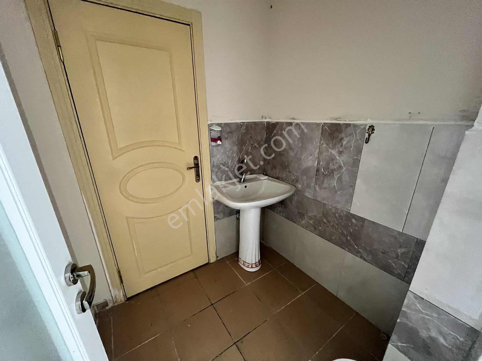Avantaj'dan Yeşilbayır'da Cadde Yakını 100m2 Kiralık Dükkan - Görsel 12