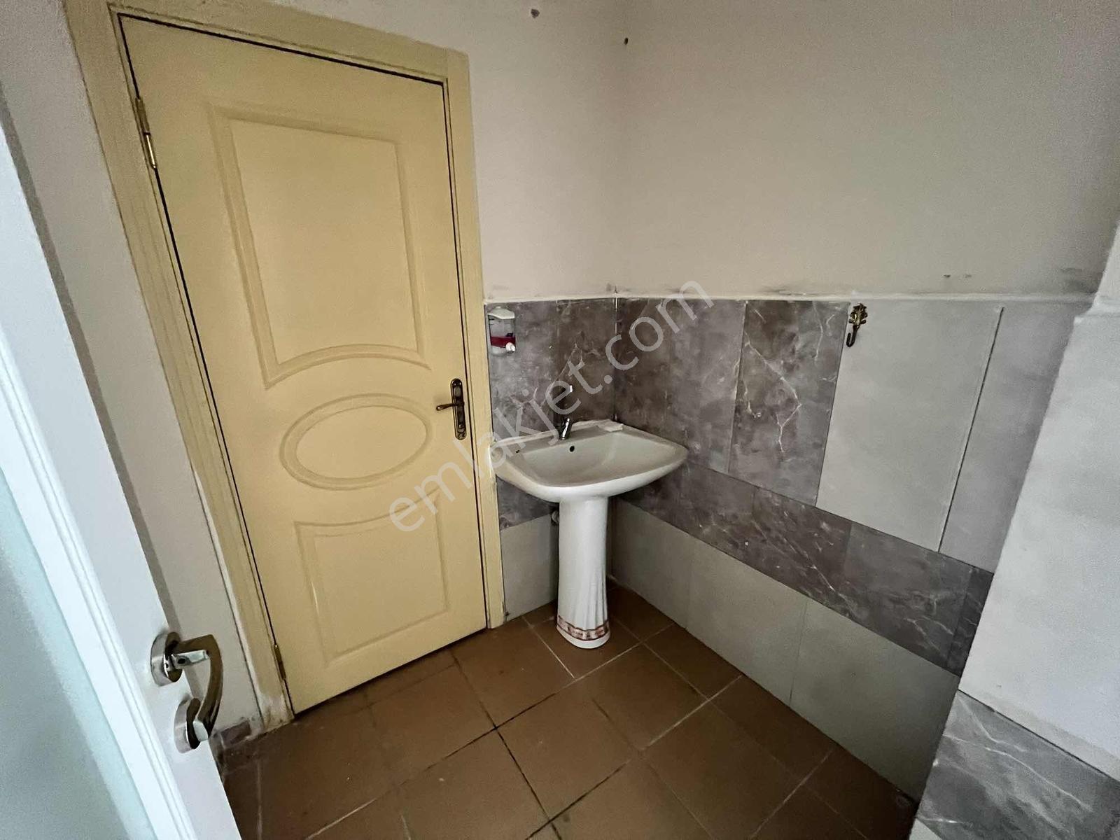 Avantaj'dan Yeşilbayır'da Cadde Yakını 100m2 Kiralık Dükkan - Görsel 7