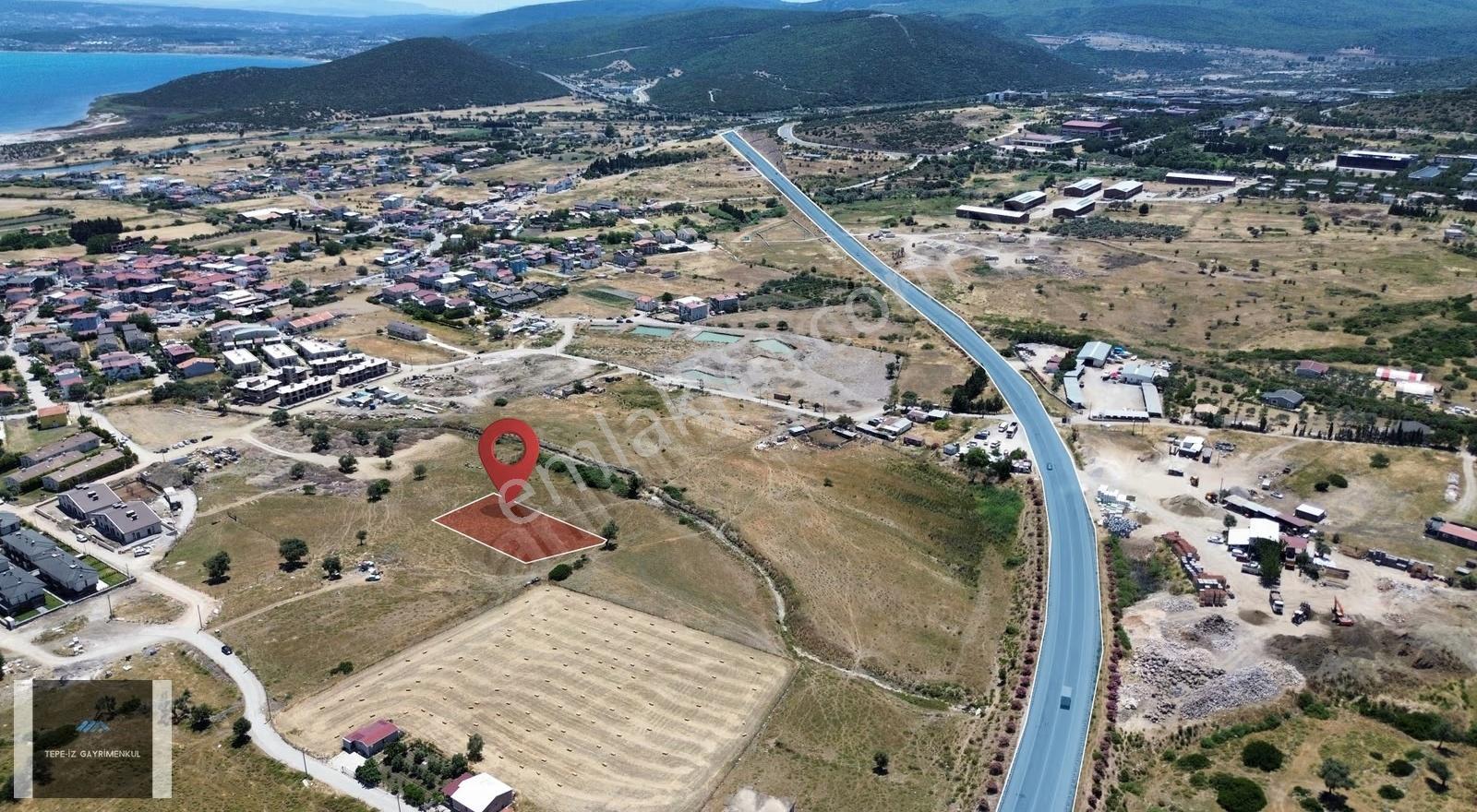 Urla Gülbahçe'de 0.60 Emsalli Ticari İmarlı 954 M² Fırsat Arsa - Görsel 2