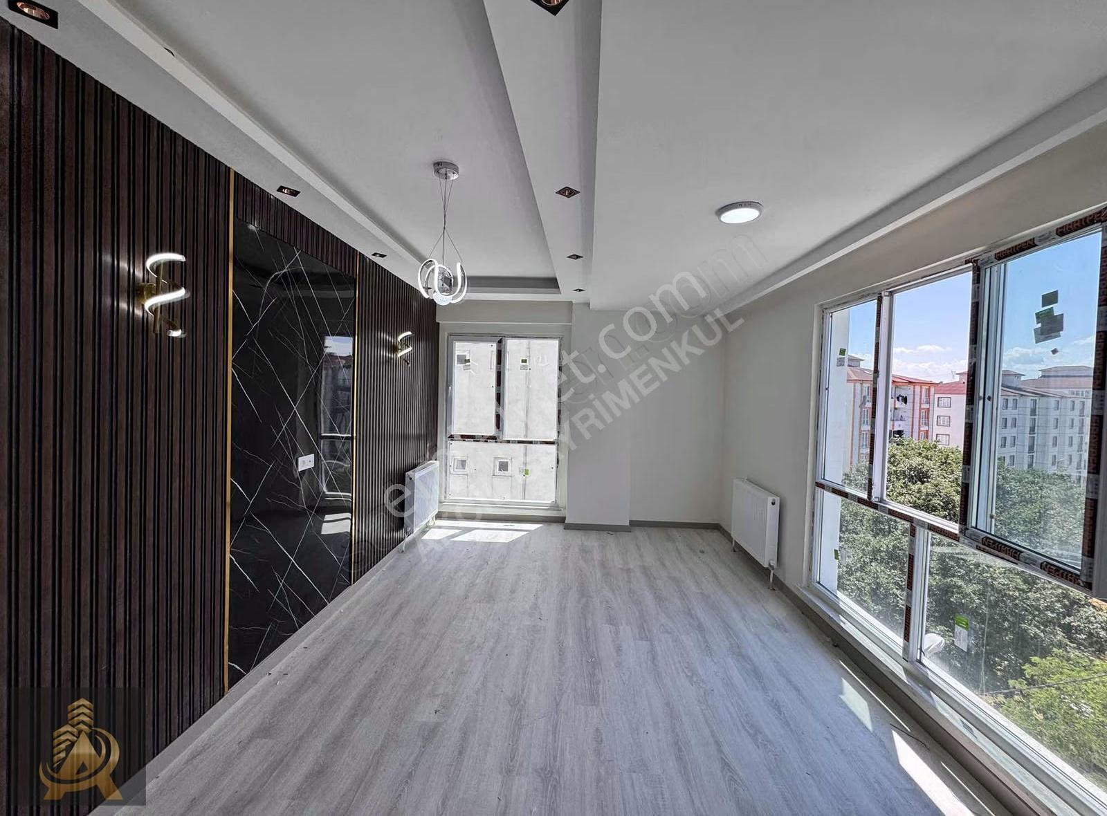 Akçil'den Satılık Lüks Sıfır 3+1 Daire Ön Cephe Modern Tasarım - Görsel 6