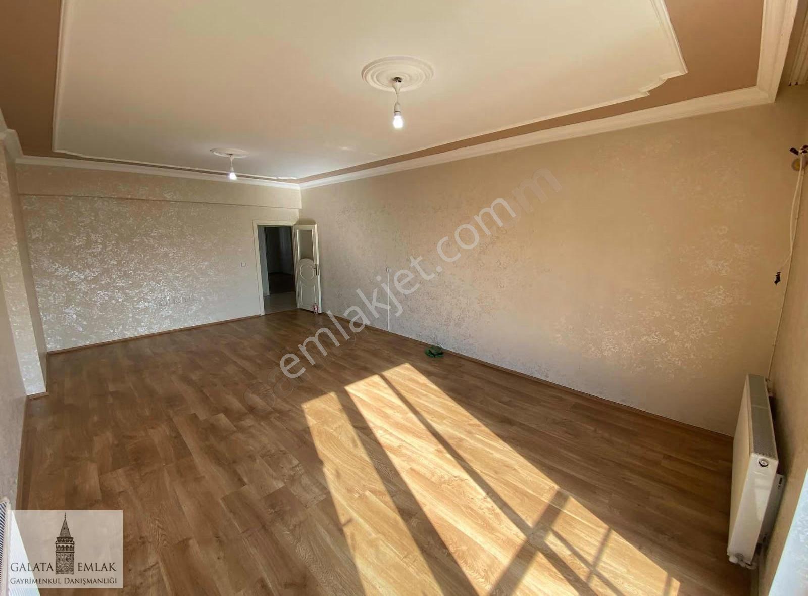 Paşaköşkünde Kiralık Arakat Daire - Görsel 12
