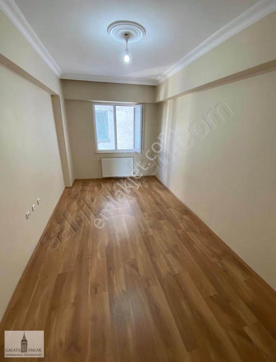 Paşaköşkünde Kiralık Arakat Daire - Görsel 8