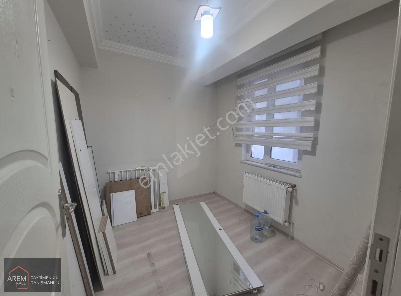 Çanakkale Belediye Arkasinda Kiralık 2+1 Daire - Görsel 8