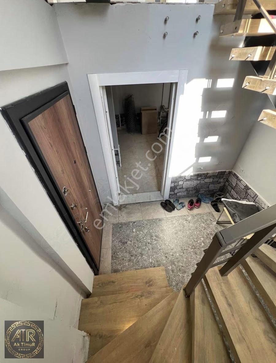 Döşemealtı Dağbelinde Satılık Lüks Tripleks Villa - Görsel 16