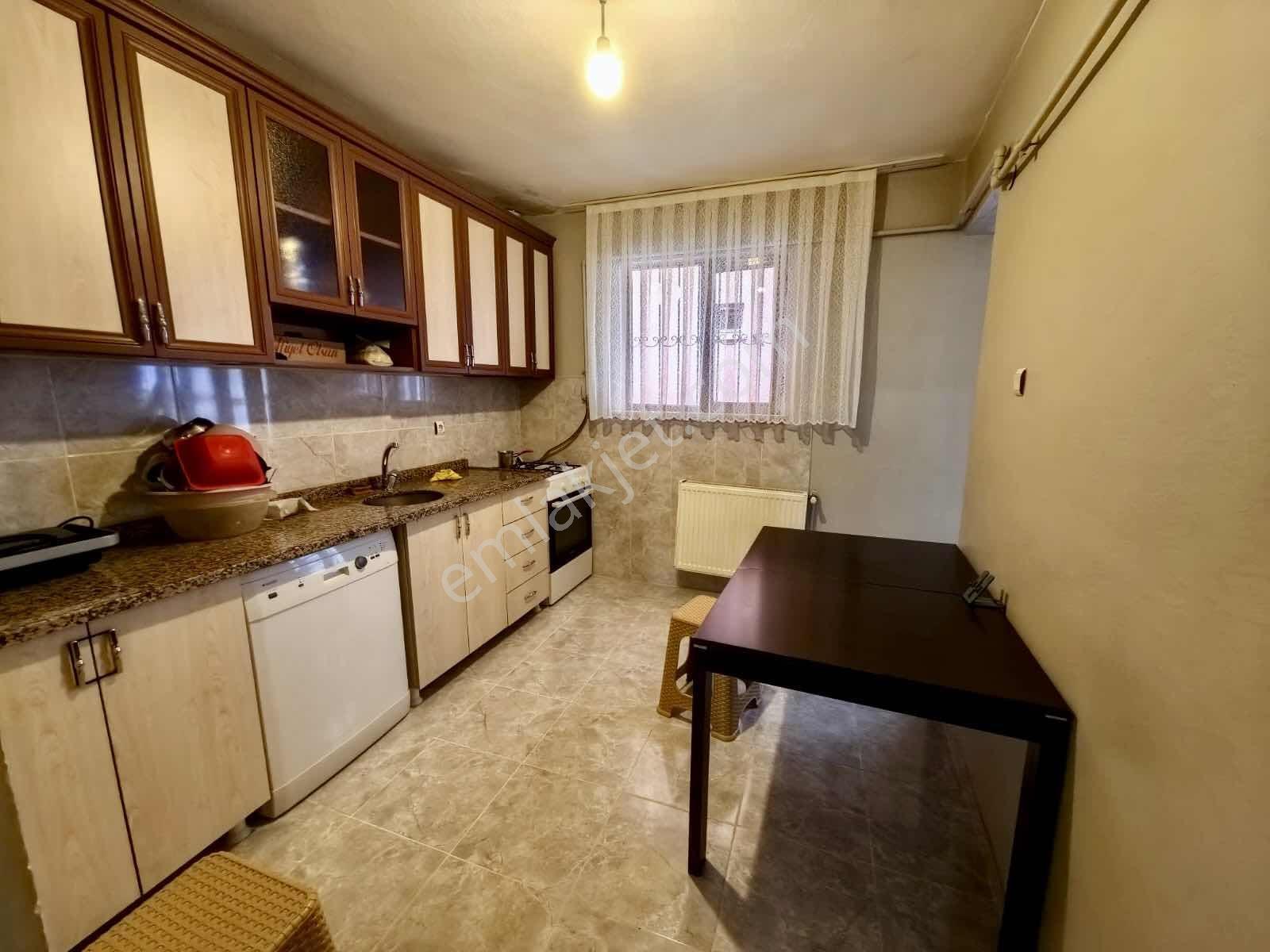 Bülent Yılmazdan Satılık 2+1 Balkonlu Ara Kat Daire - Görsel 12